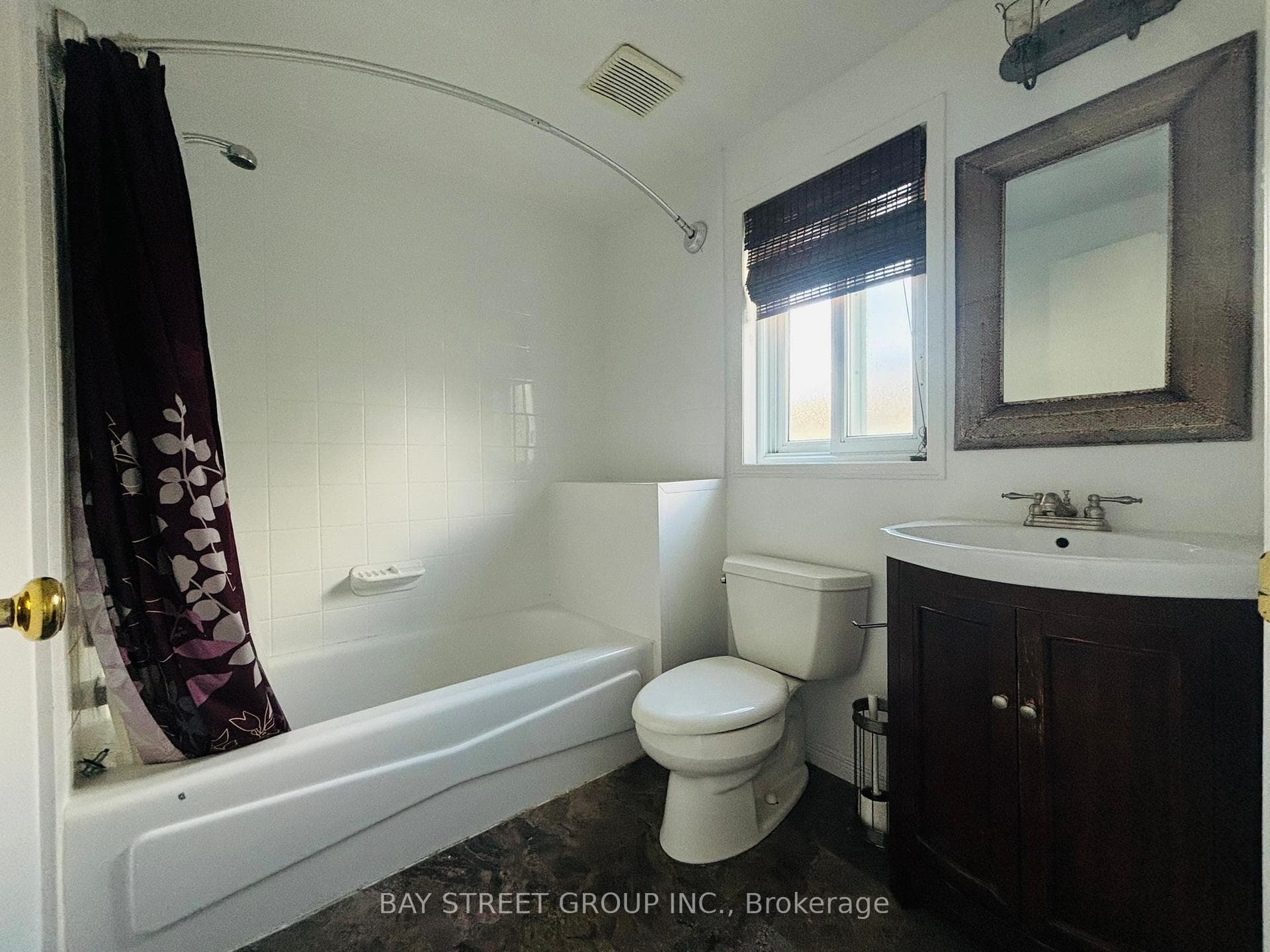 327 Cornridge Place photo 9