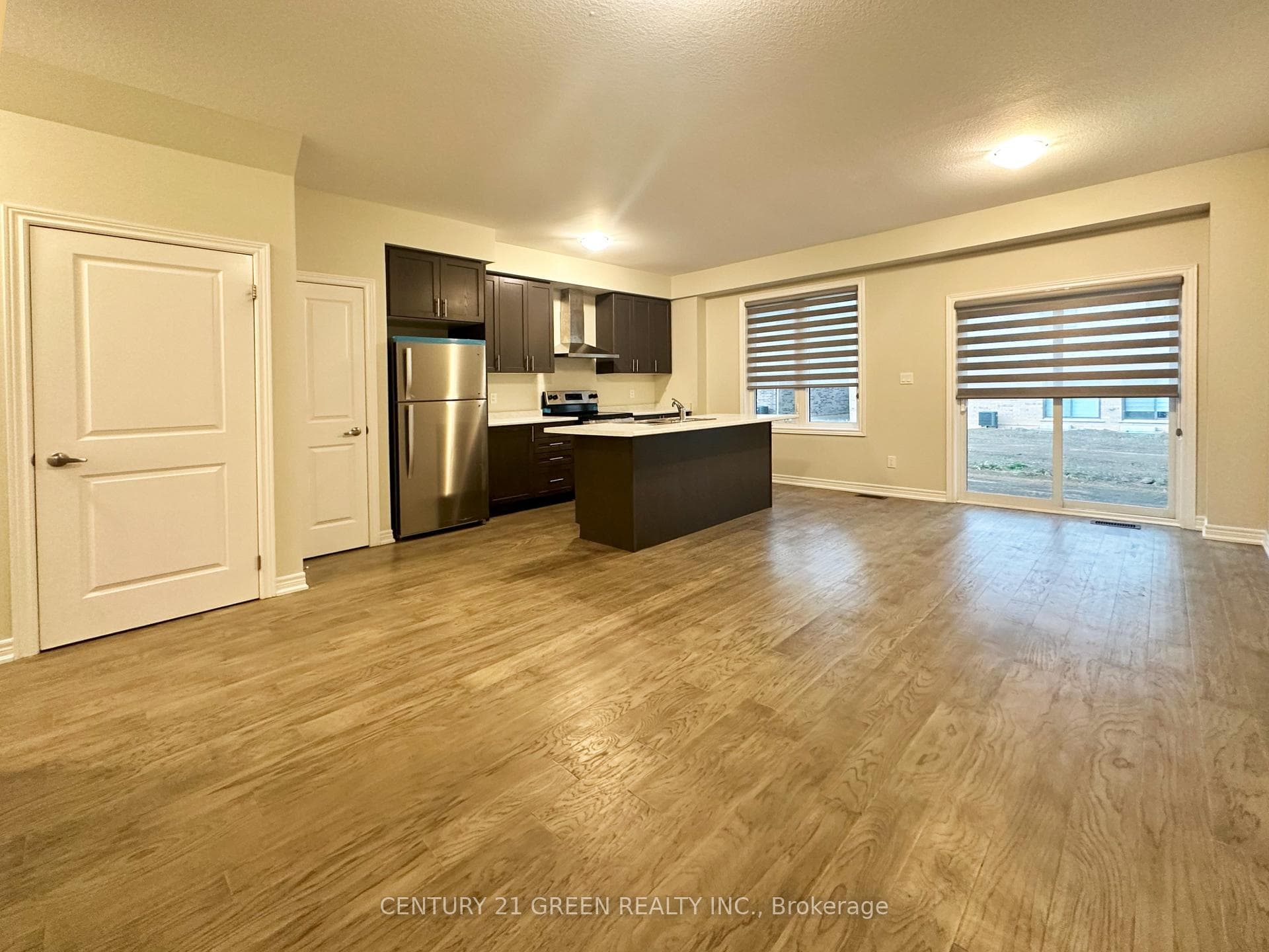 11 Mia Drive photo 5