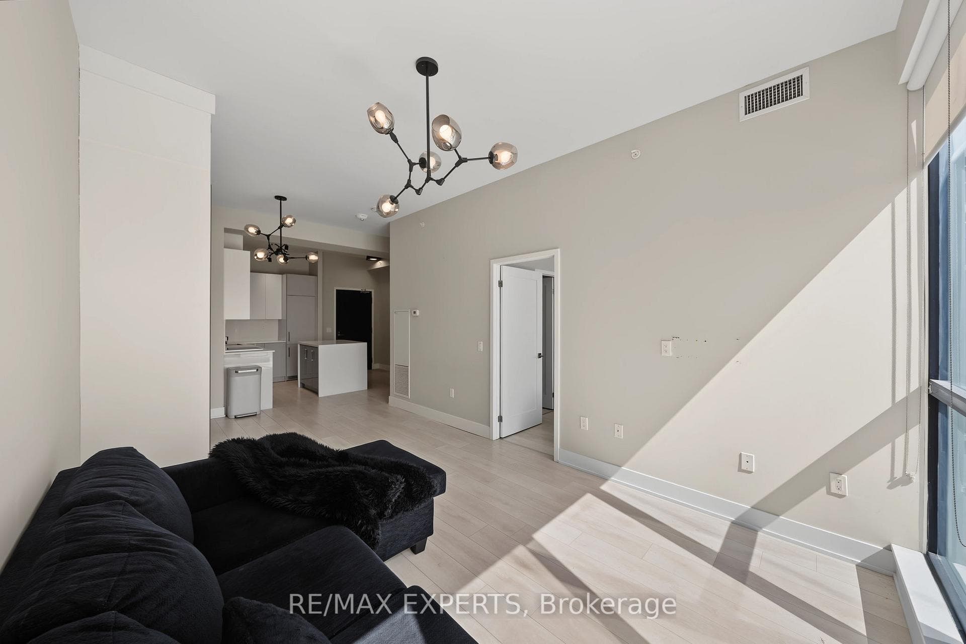 2916 Highway 7 N/A Unit 201 photo 17