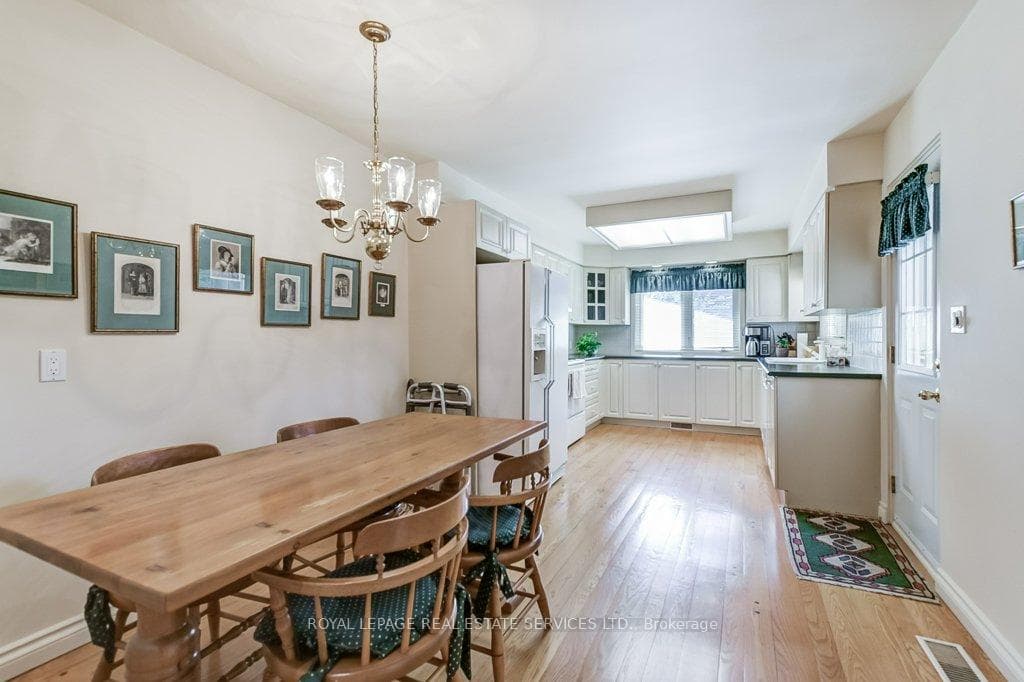 3314 Cindy Crescent photo 12