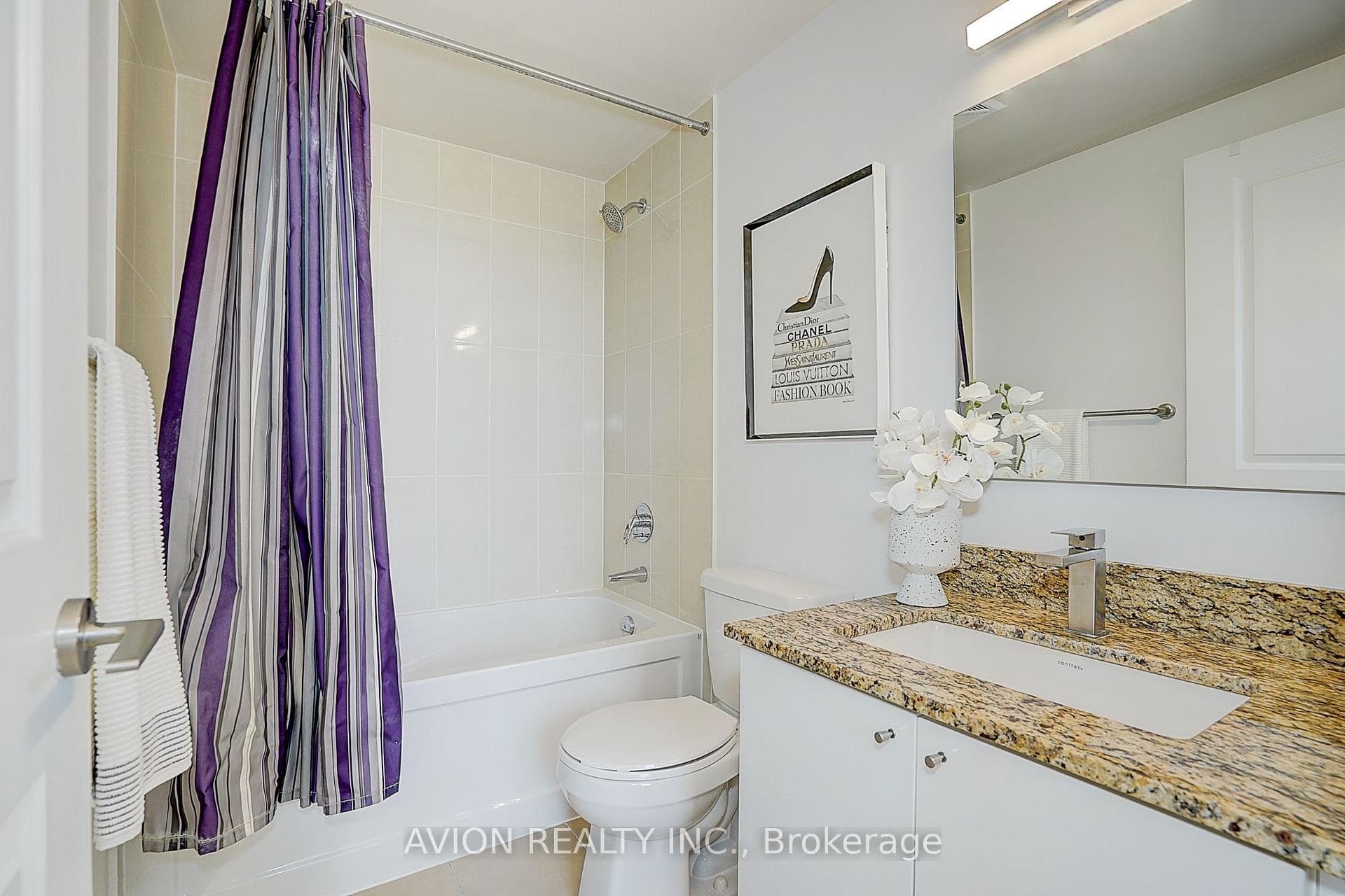 55 Eglinton Avenue Unit 1202 photo 24