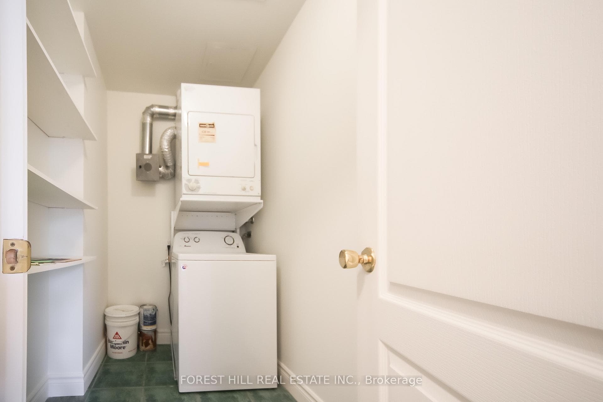 1 Lomond Drive Unit 304 photo 25