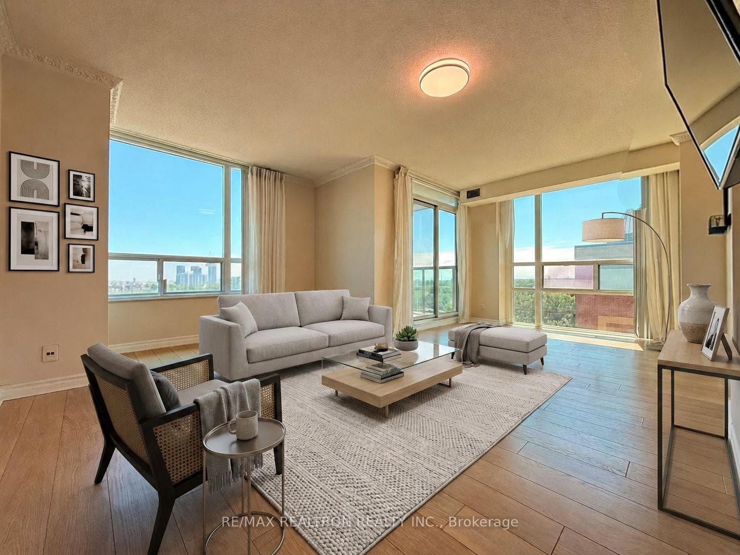 68 Grangeway Avenue Unit 1010 photo 9