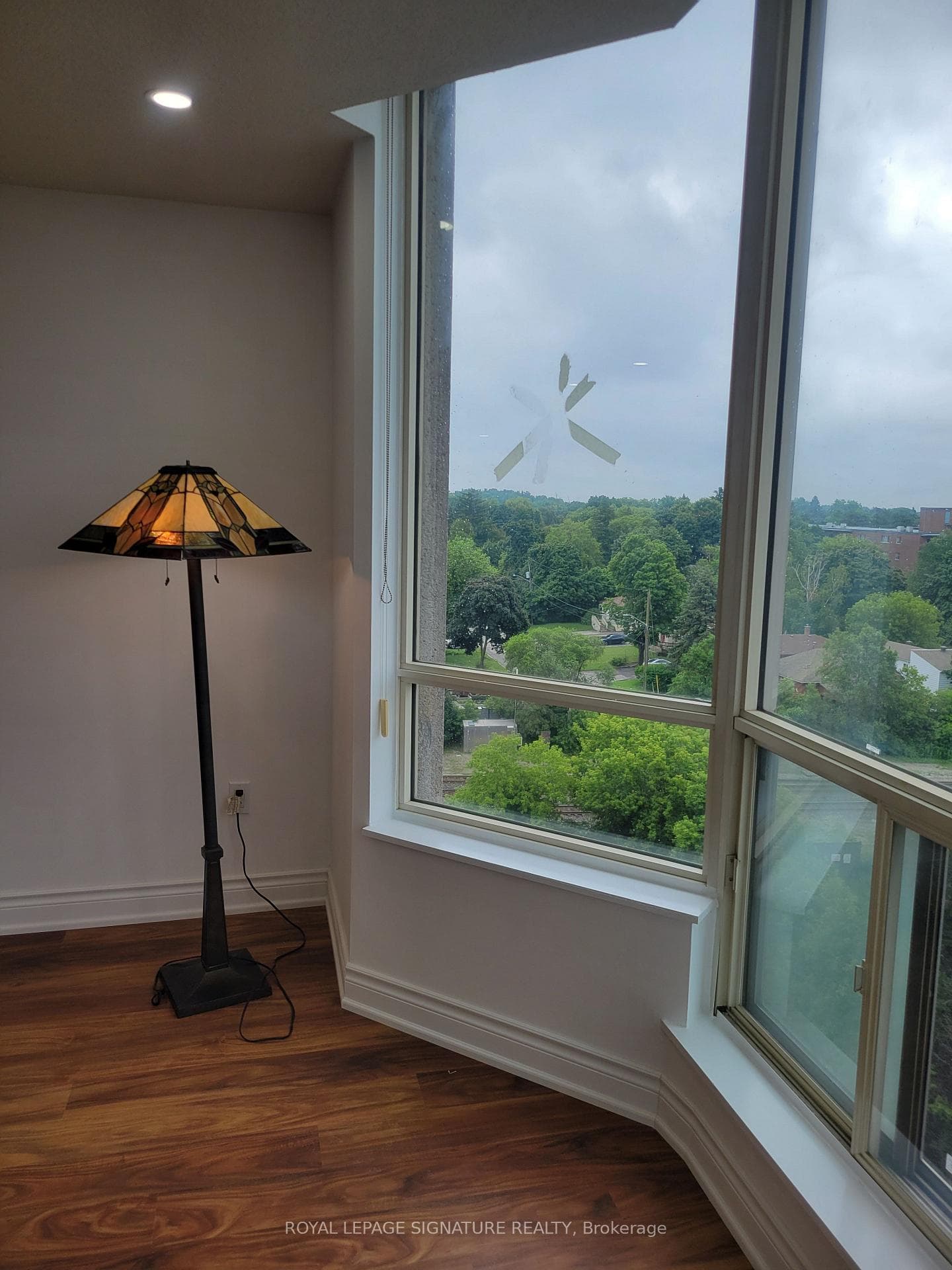 175 Cedar Avenue Unit 1015 photo 4