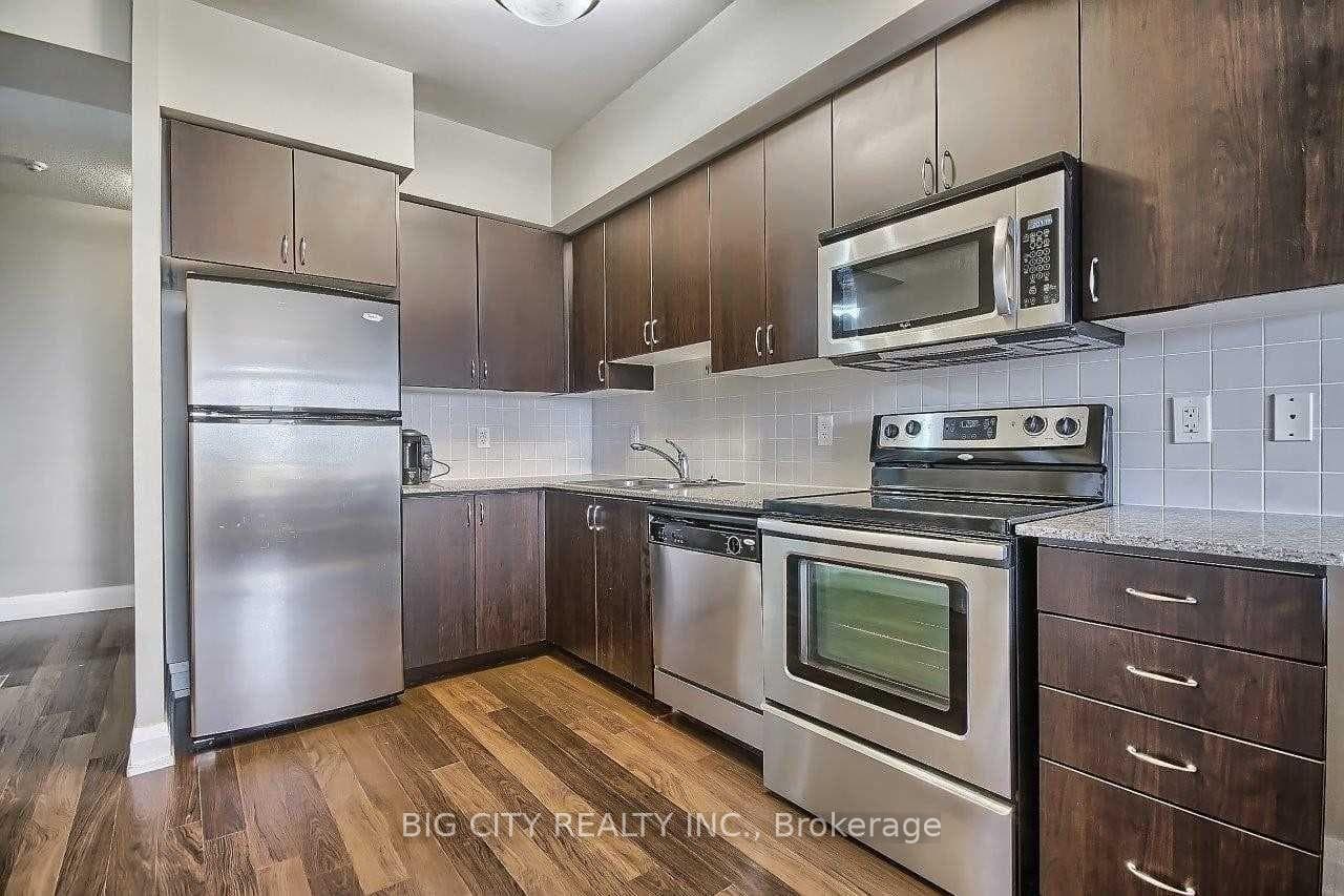 1 De Boers Drive Unit 407 photo 4