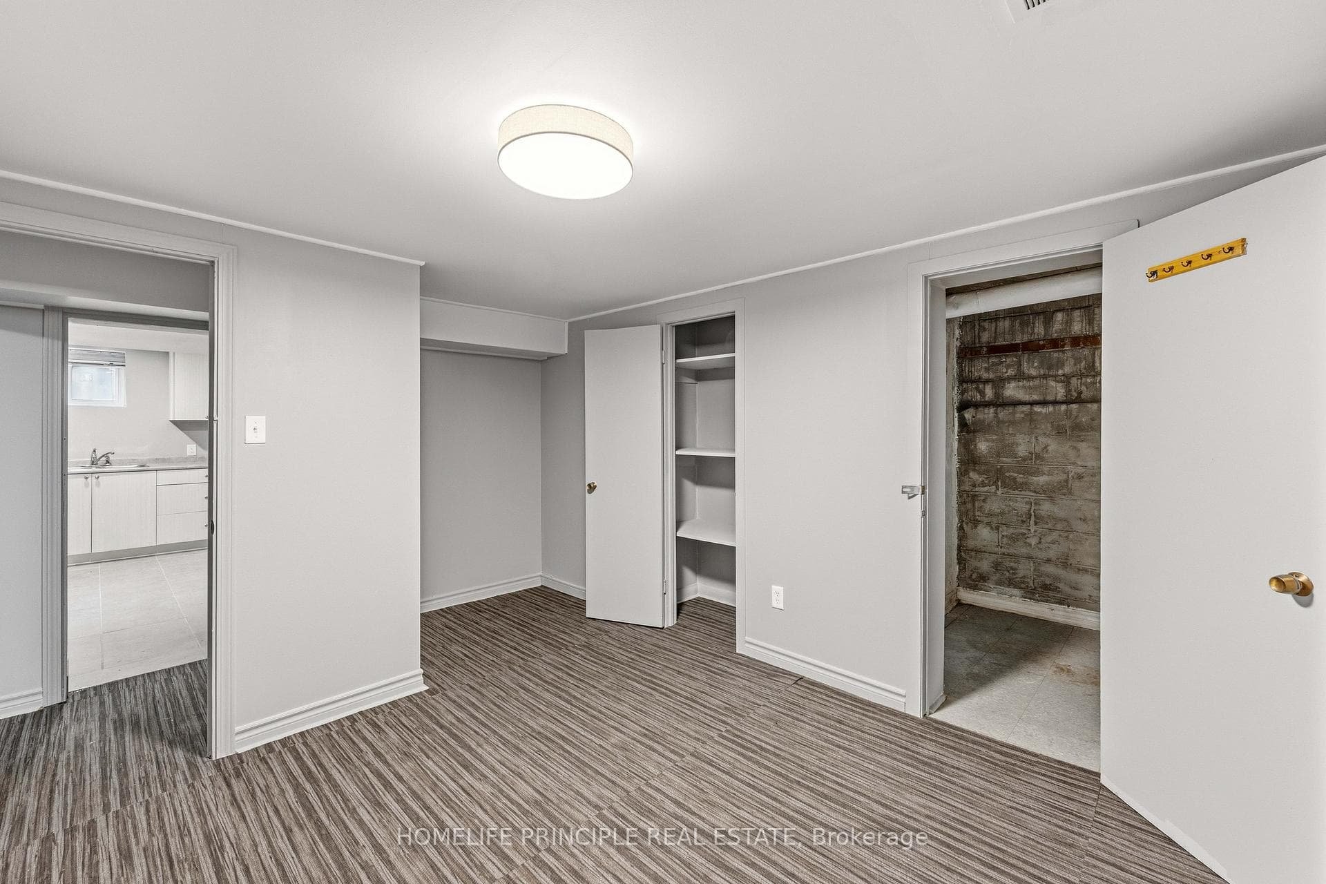 116 Shaftesbury Street Unit B1-Bsmt photo 29