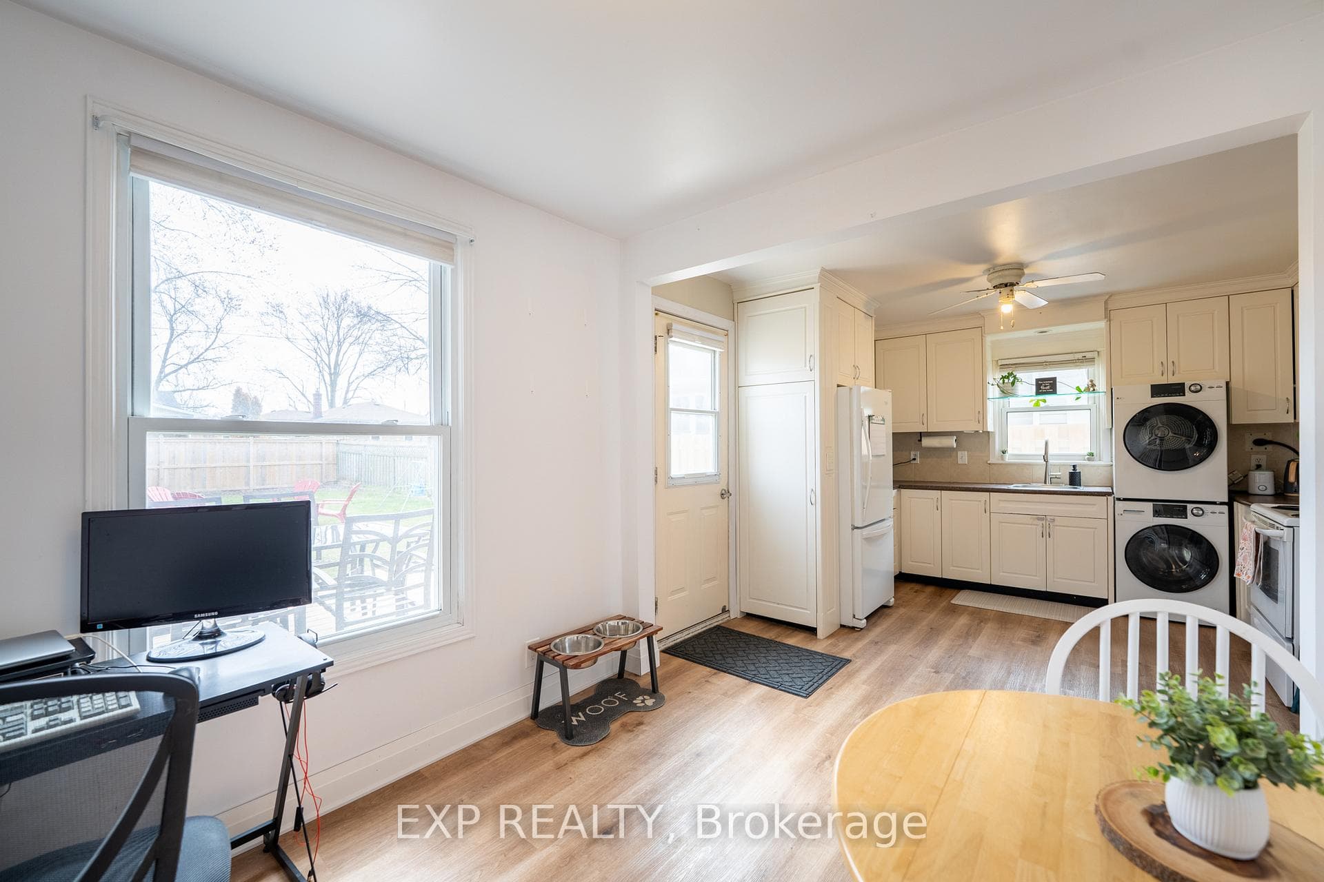 32 Alexandra Boulevard photo 12