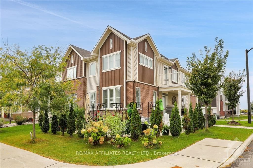 826 HORSESHOE FALLS Way photo 2