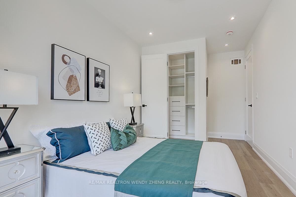55 Moore Park Avenue photo 28