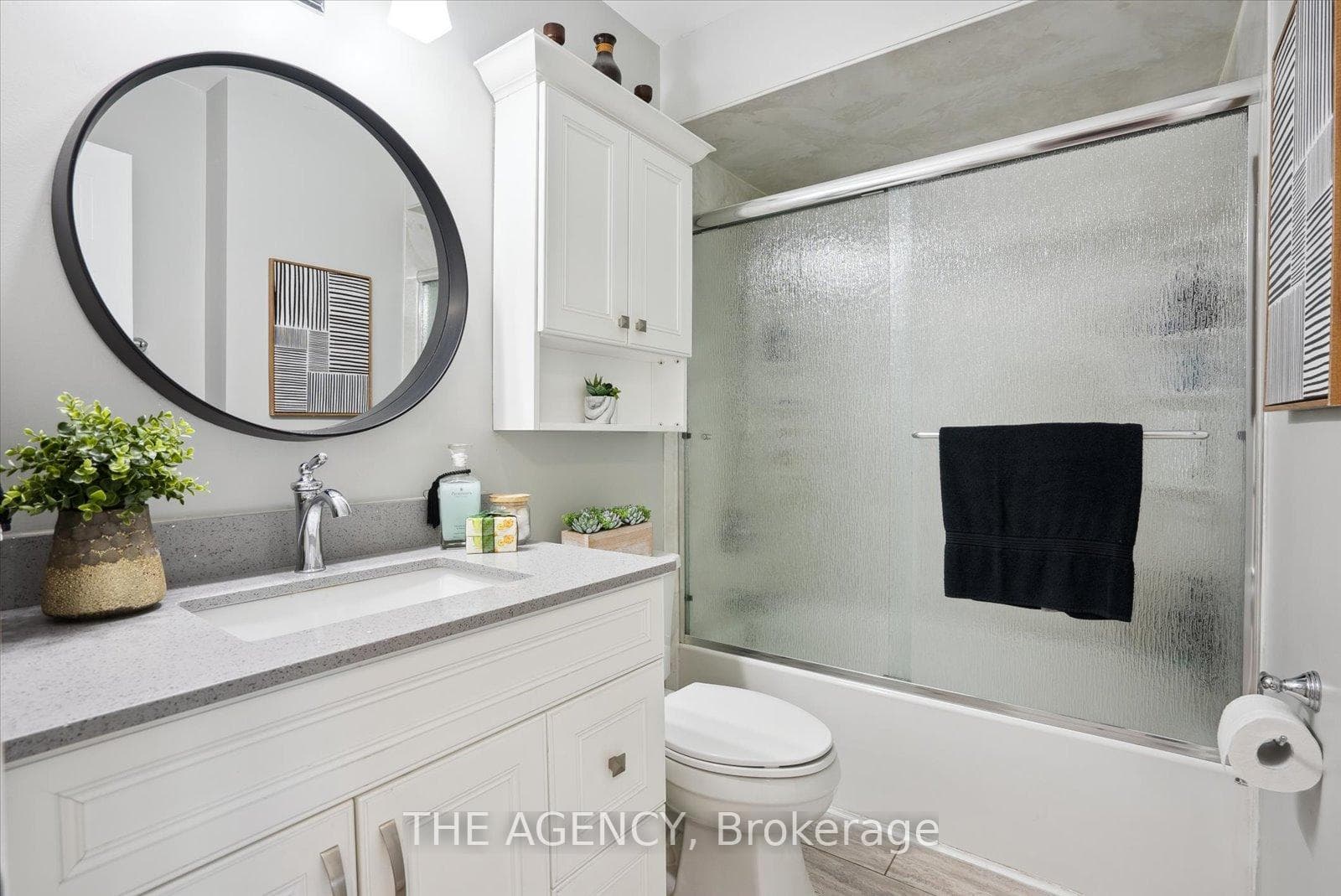 126 Peacock Boulevard photo 11
