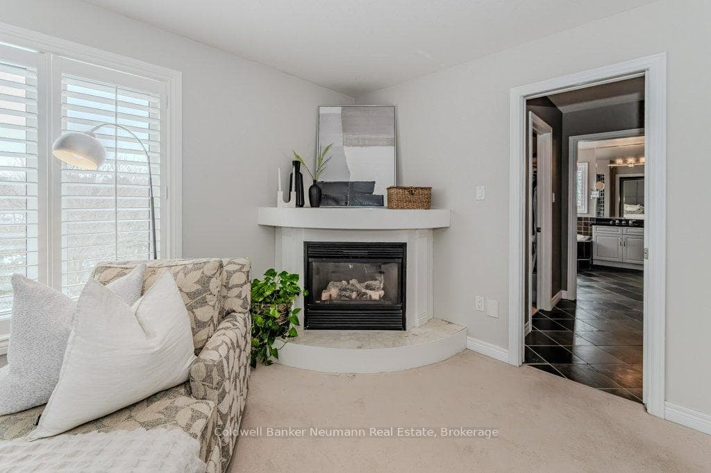 305 Farley Drive photo 26