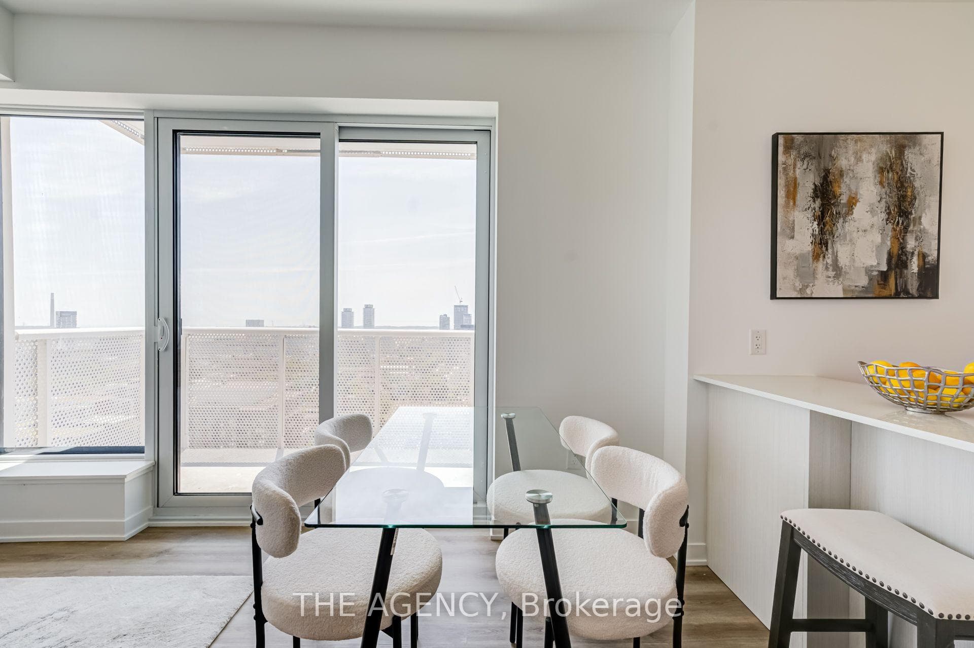 10 Oak Street Unit 2403 photo 12