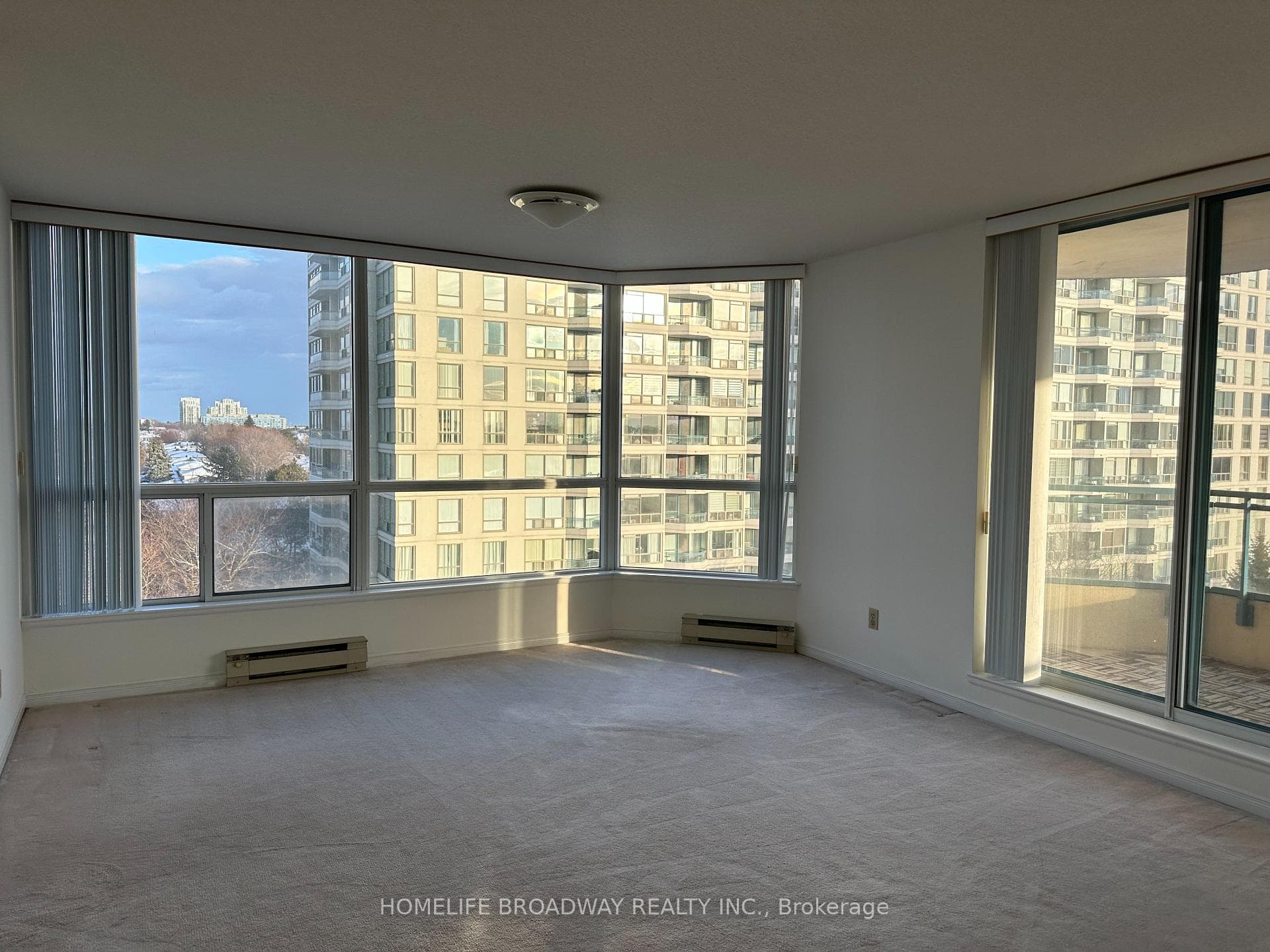 4725 Sheppard Avenue Unit 814 photo 5