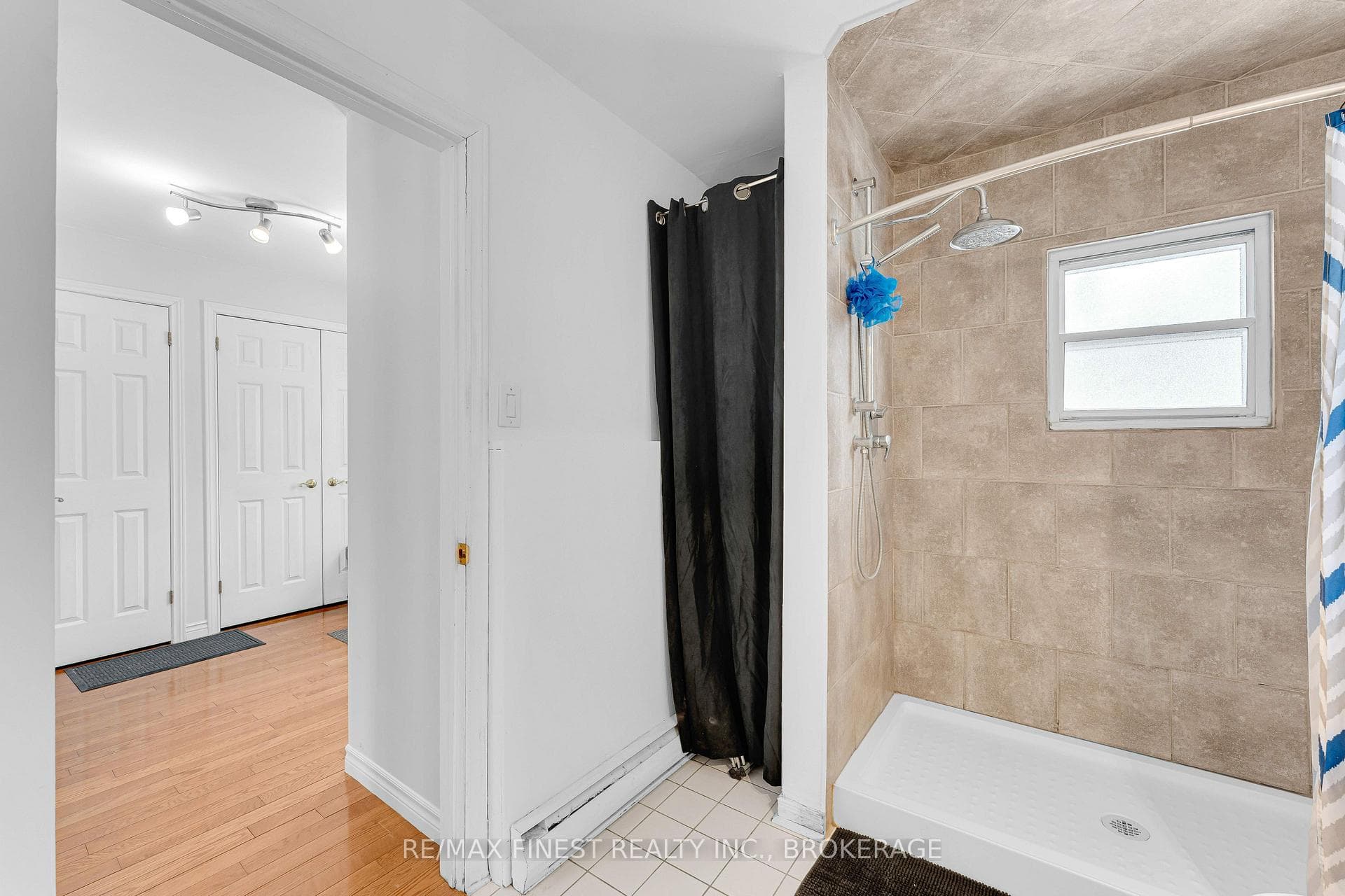 9 Mallard Lane photo 12