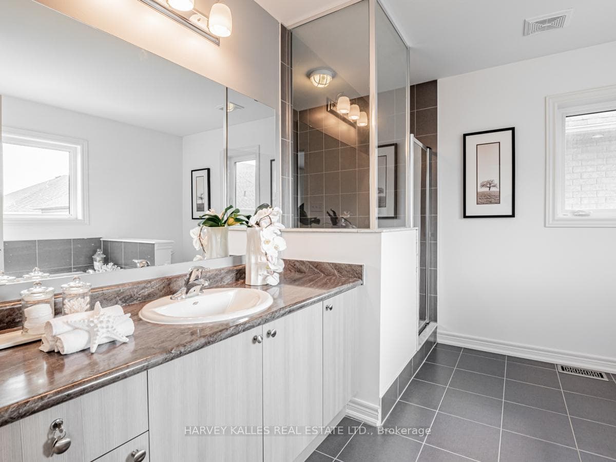 Primary En-Suite