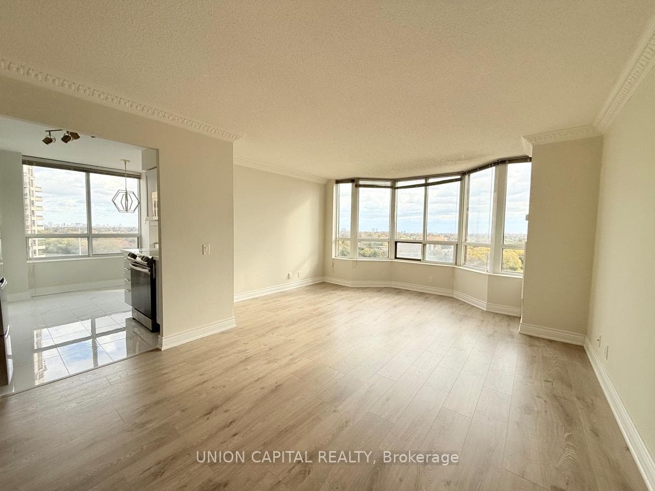 78 Harrison Garden Boulevard Unit 1007 photo 19
