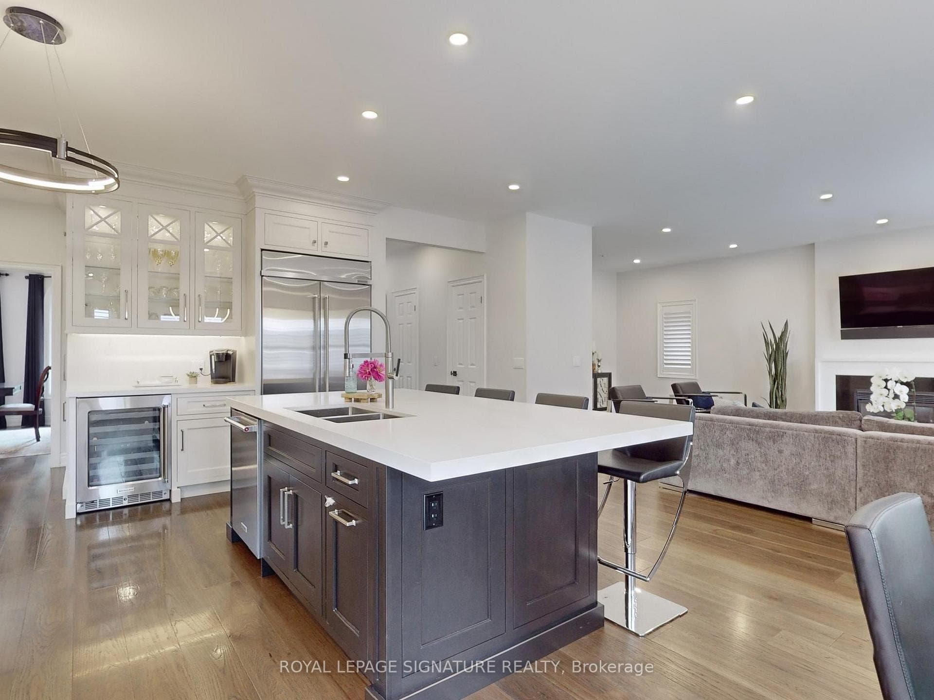 84 Angus Glen Boulevard photo 9