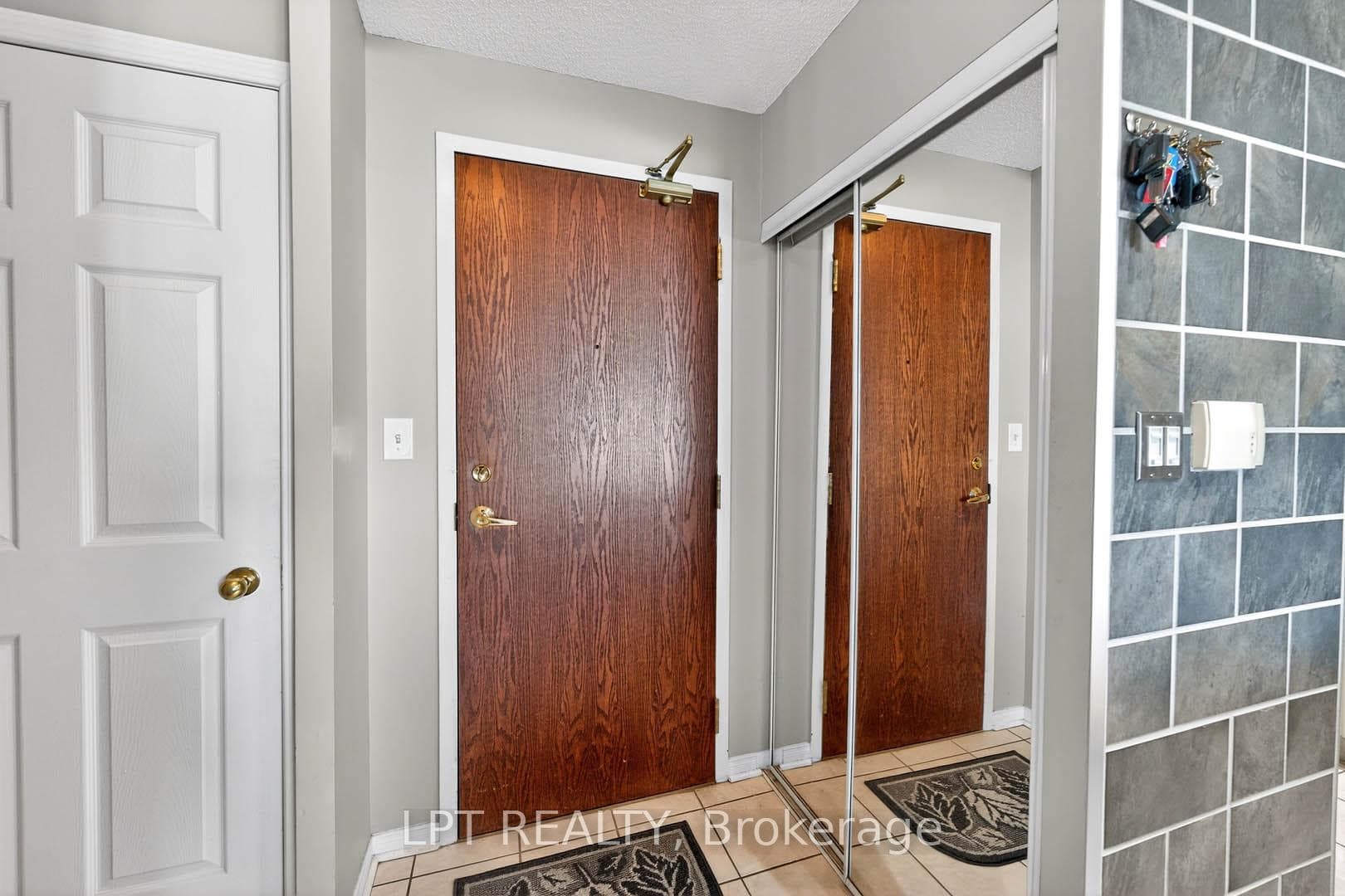 51 Baffin Court Unit PH06 photo 7
