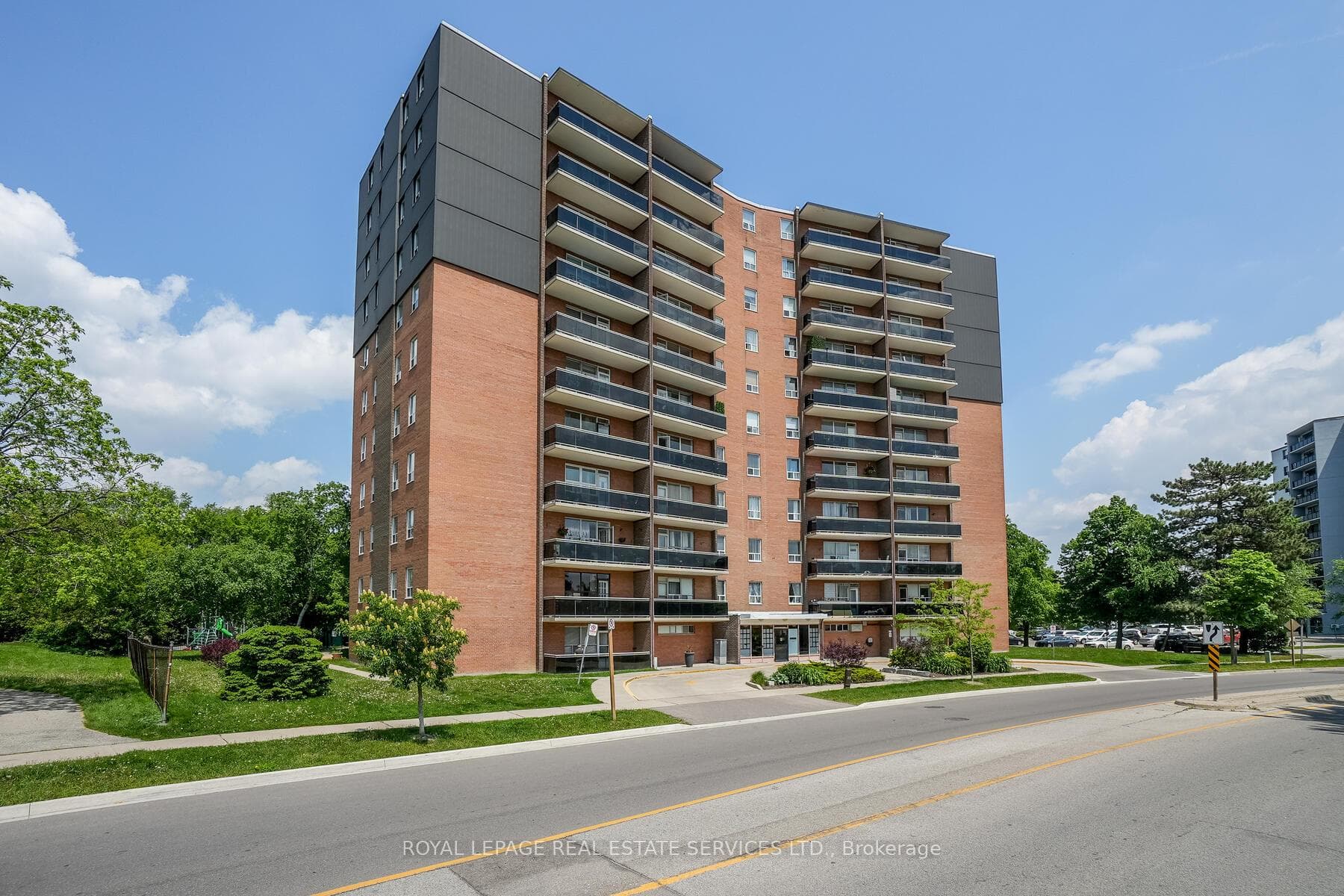 3145 Queen Frederica Drive Unit 908 photo 1
