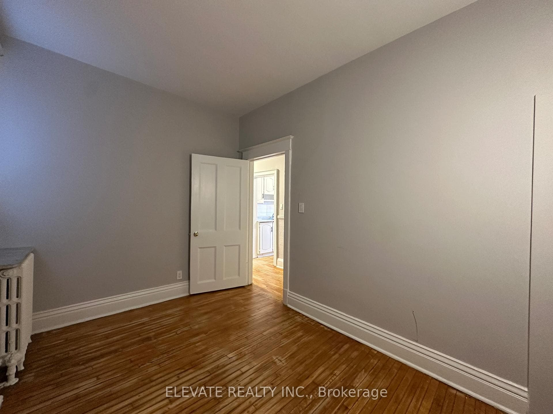 63A Garden Avenue Unit 1 photo 9