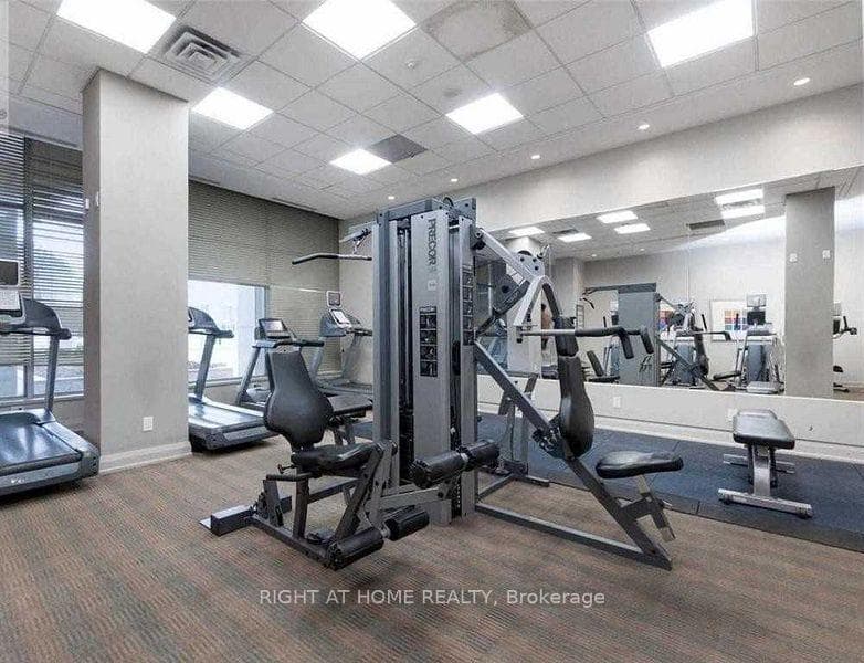 5793 Yonge Street Unit 2101 photo 8