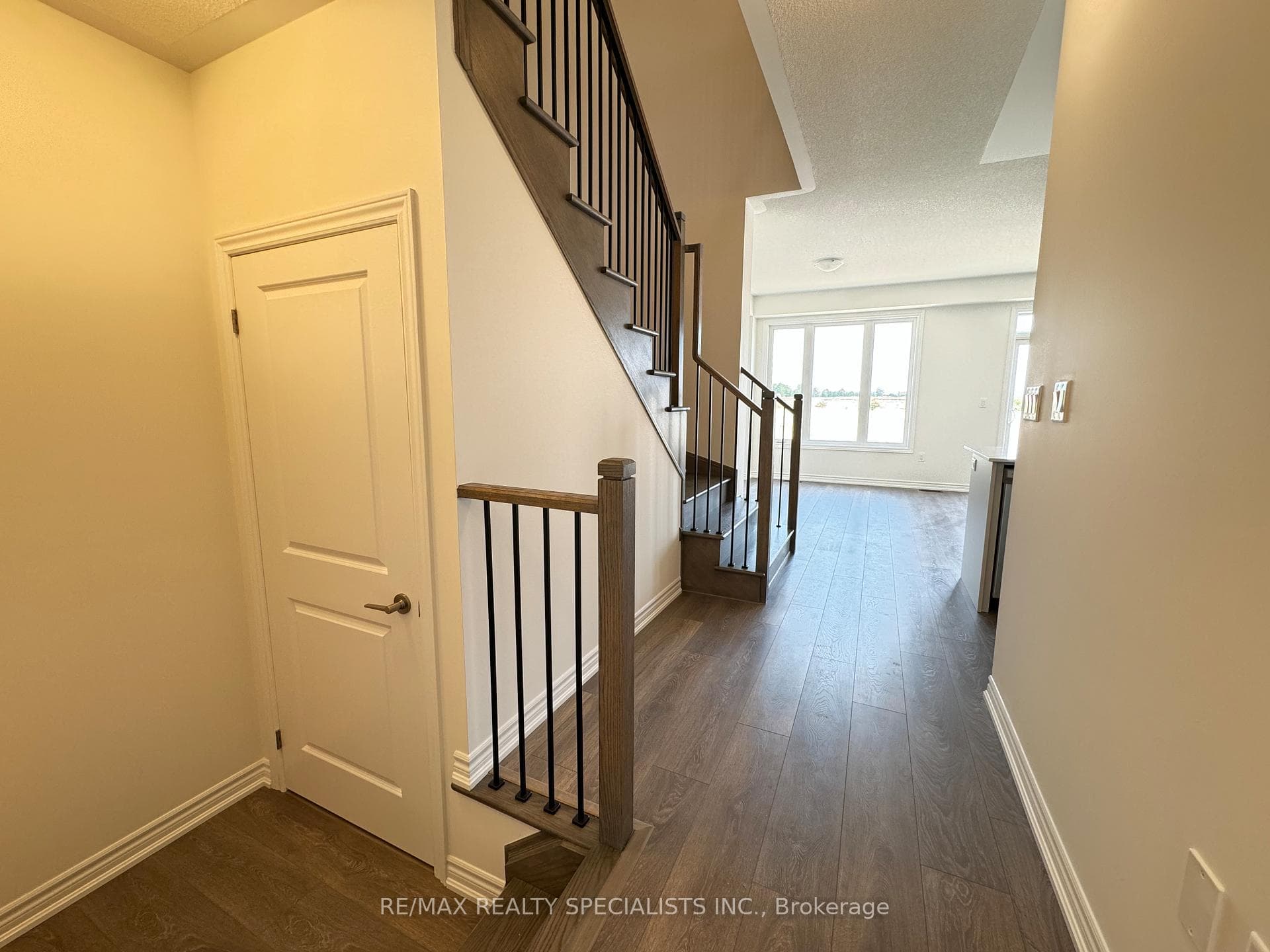 125 Greer Street photo 5