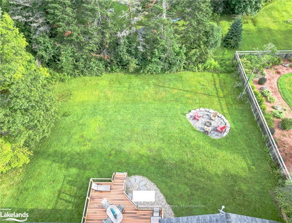314 RAVENSGLEN Crescent photo 32