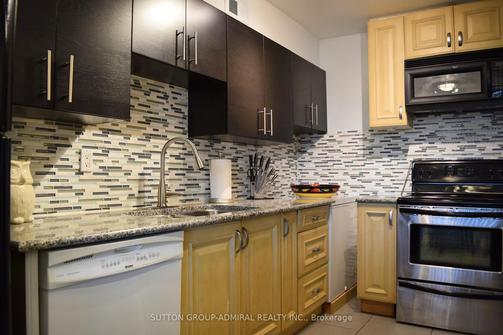 260 Scarlett Road Unit 804 photo 12