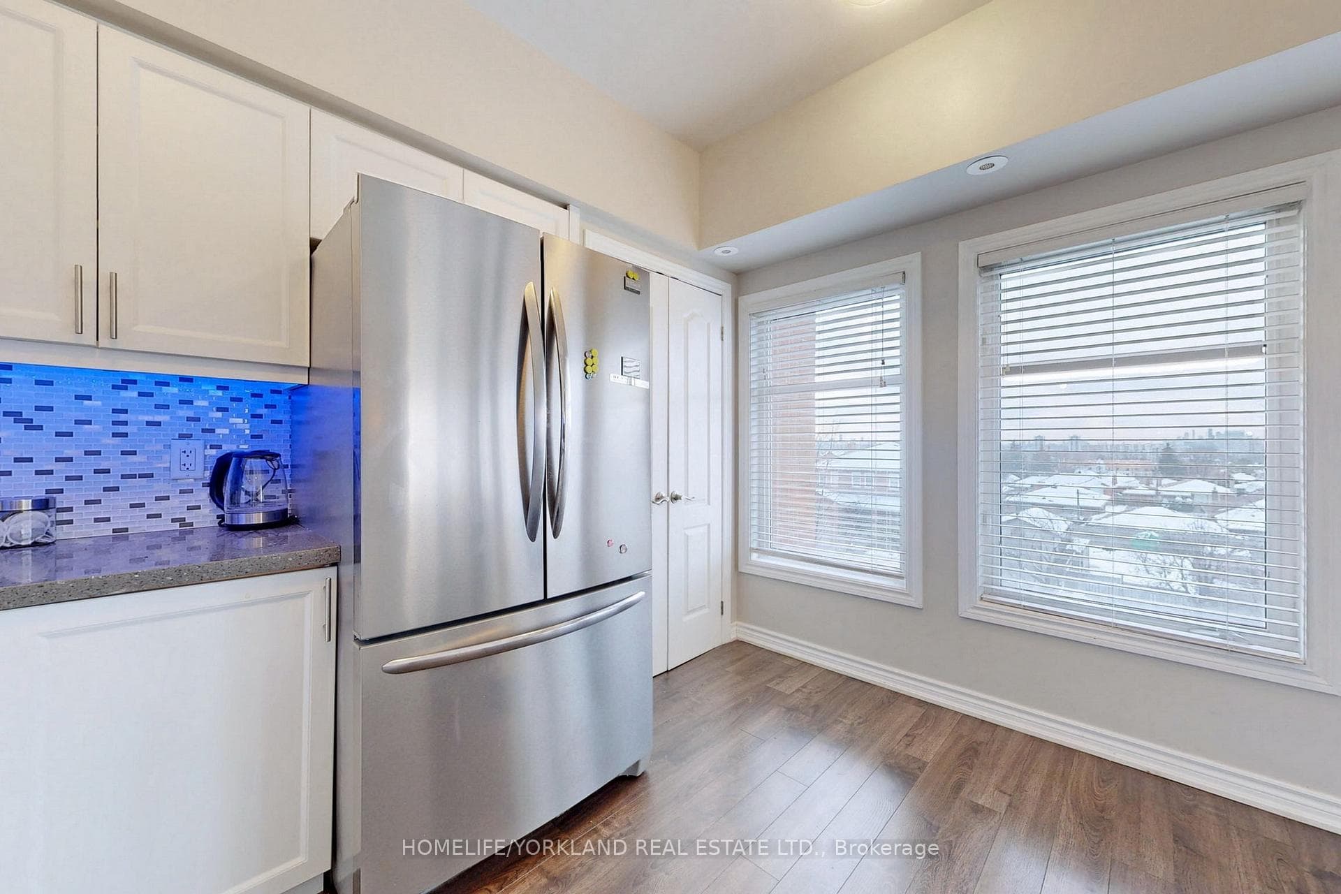 65 Cranborne Avenue Unit 207 photo 11
