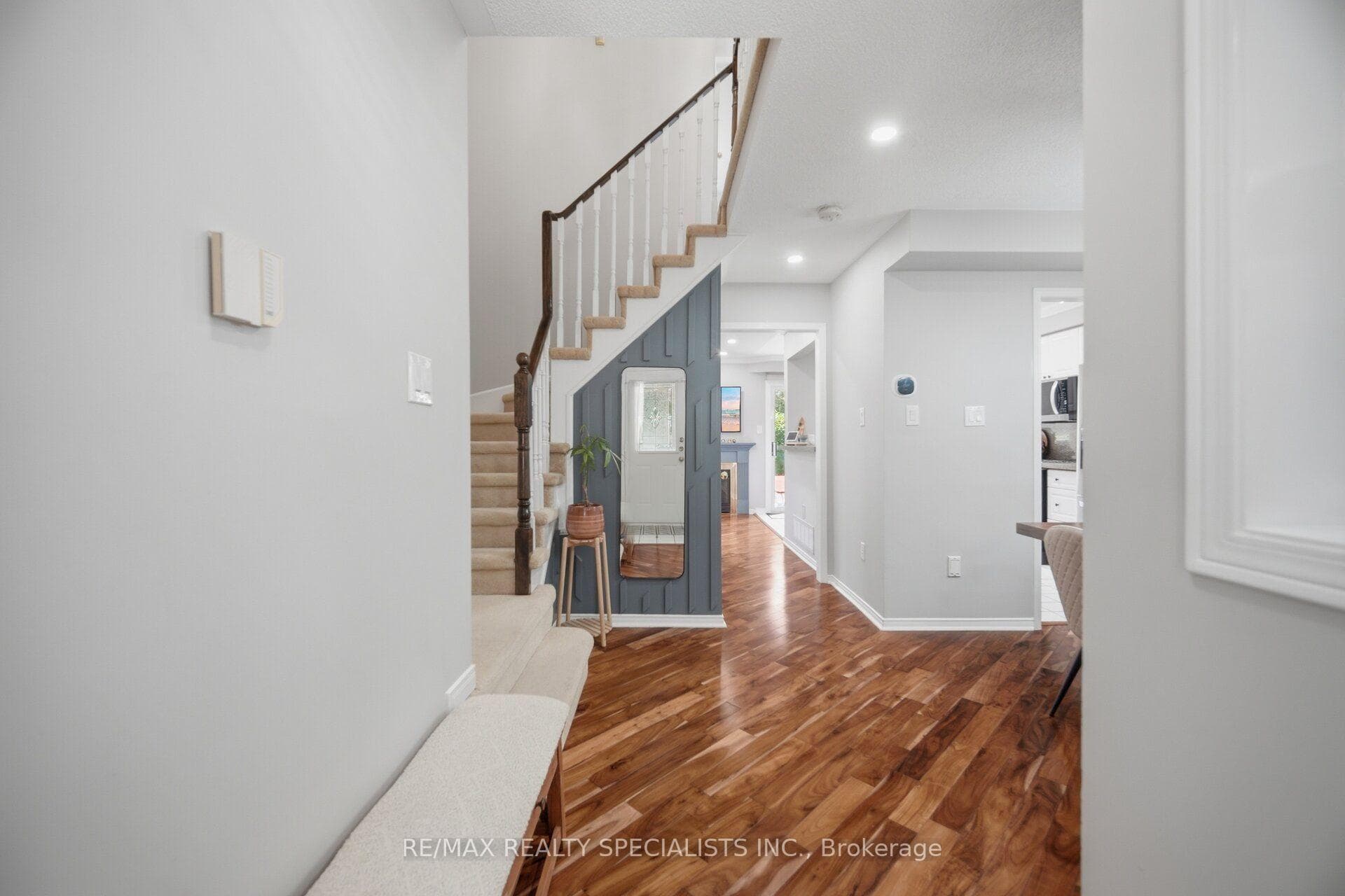 5230 Glen Erin Drive Unit 119 photo 8
