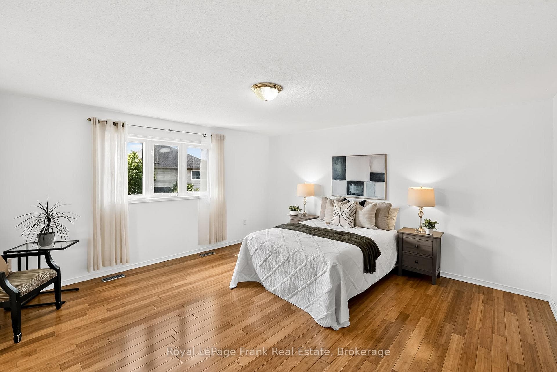 150 Dadson Drive photo 22