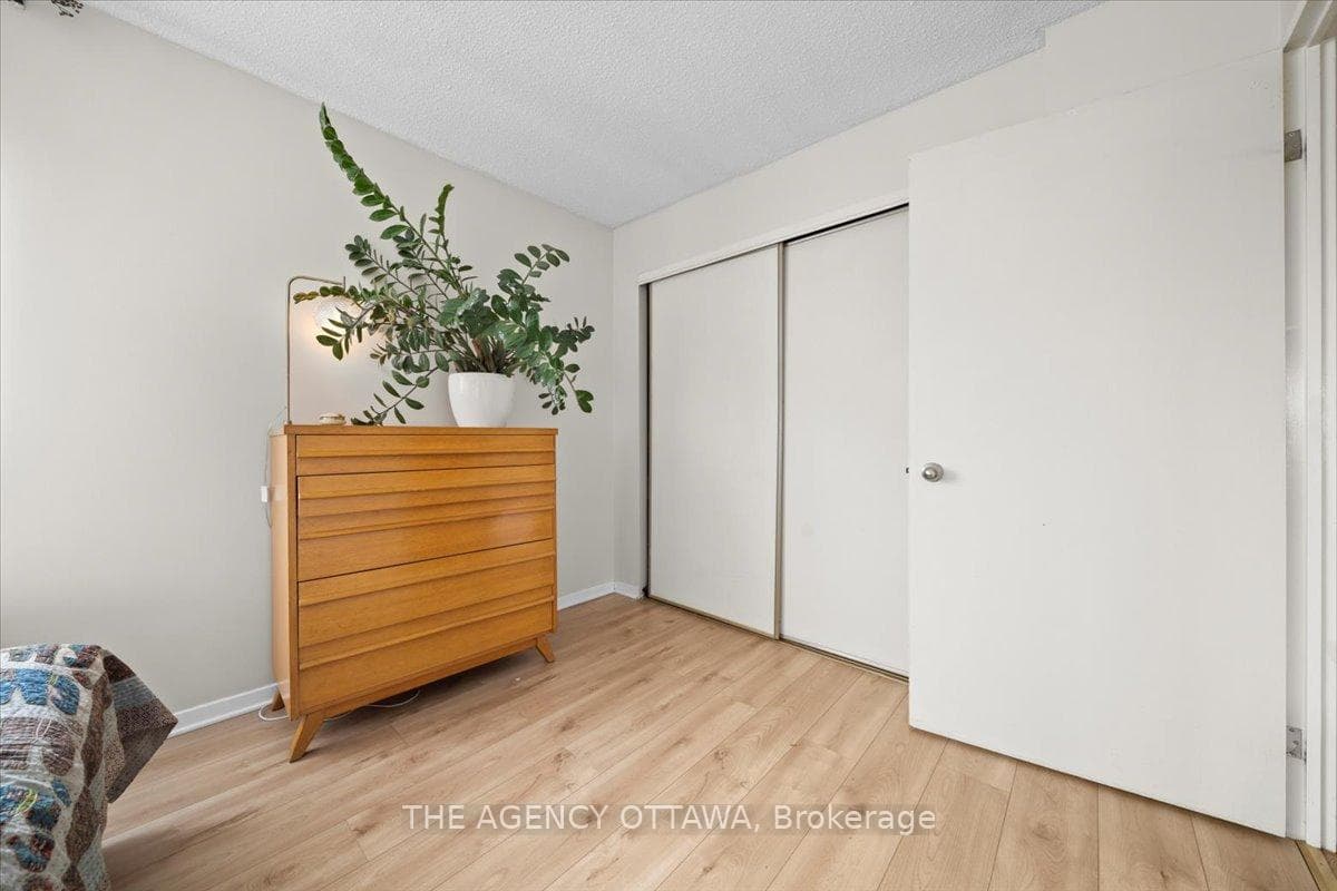 45 Holland Avenue Unit 608 photo 19