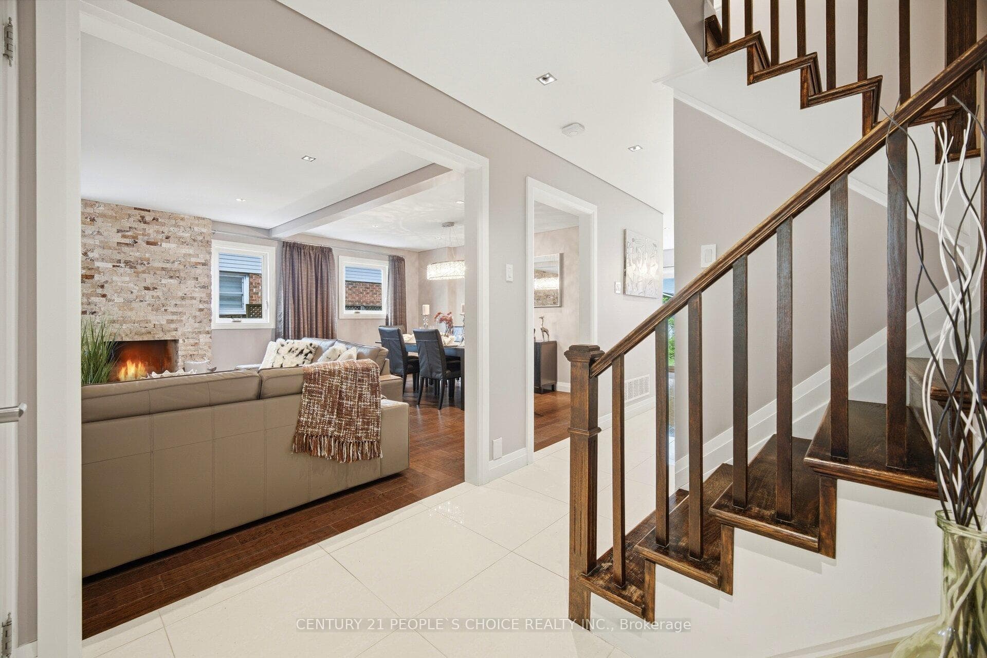 29 Oleander Crescent photo 4