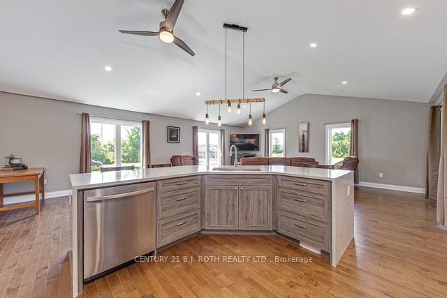 1180 Jermey Road photo 6