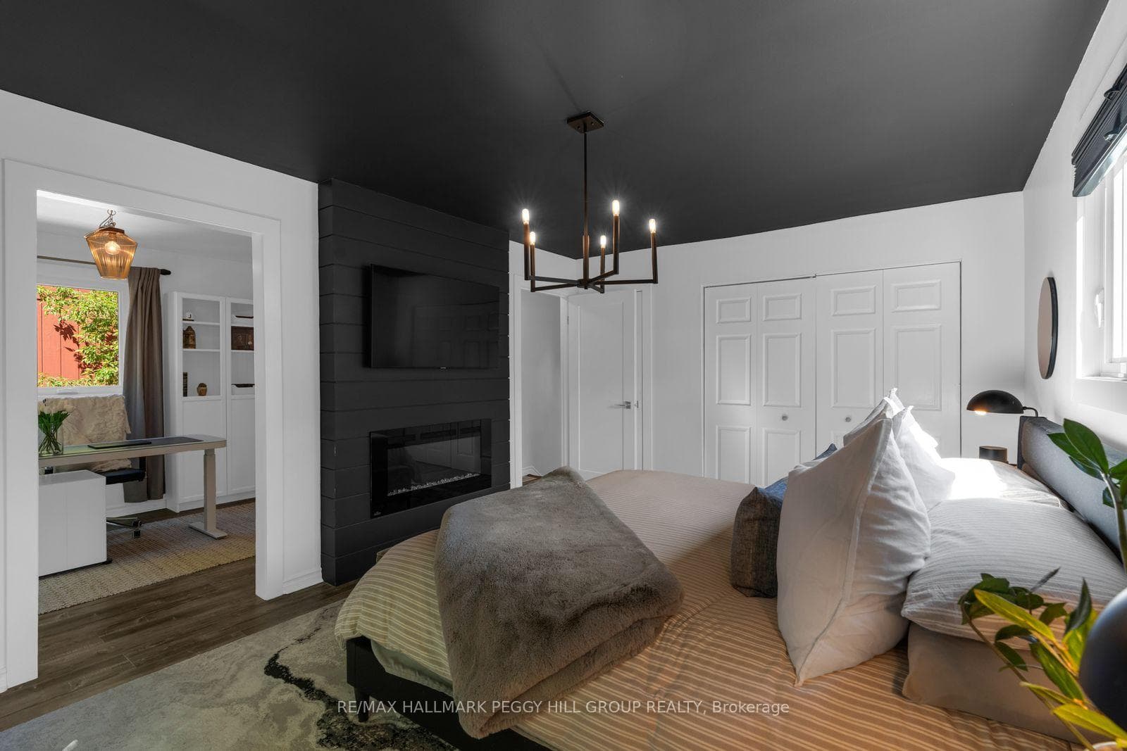 19 Austen Lane photo 9