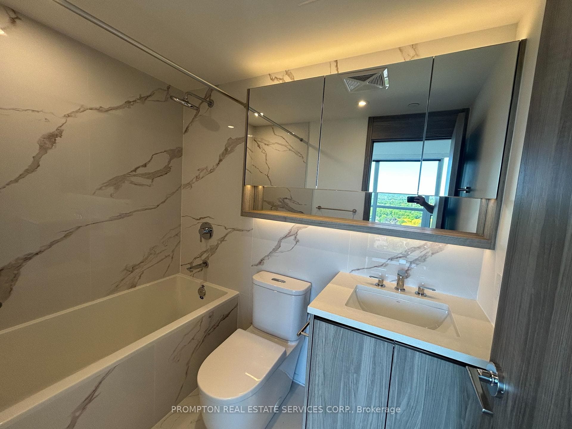 75 Billes Heights Unit 2102 photo 18
