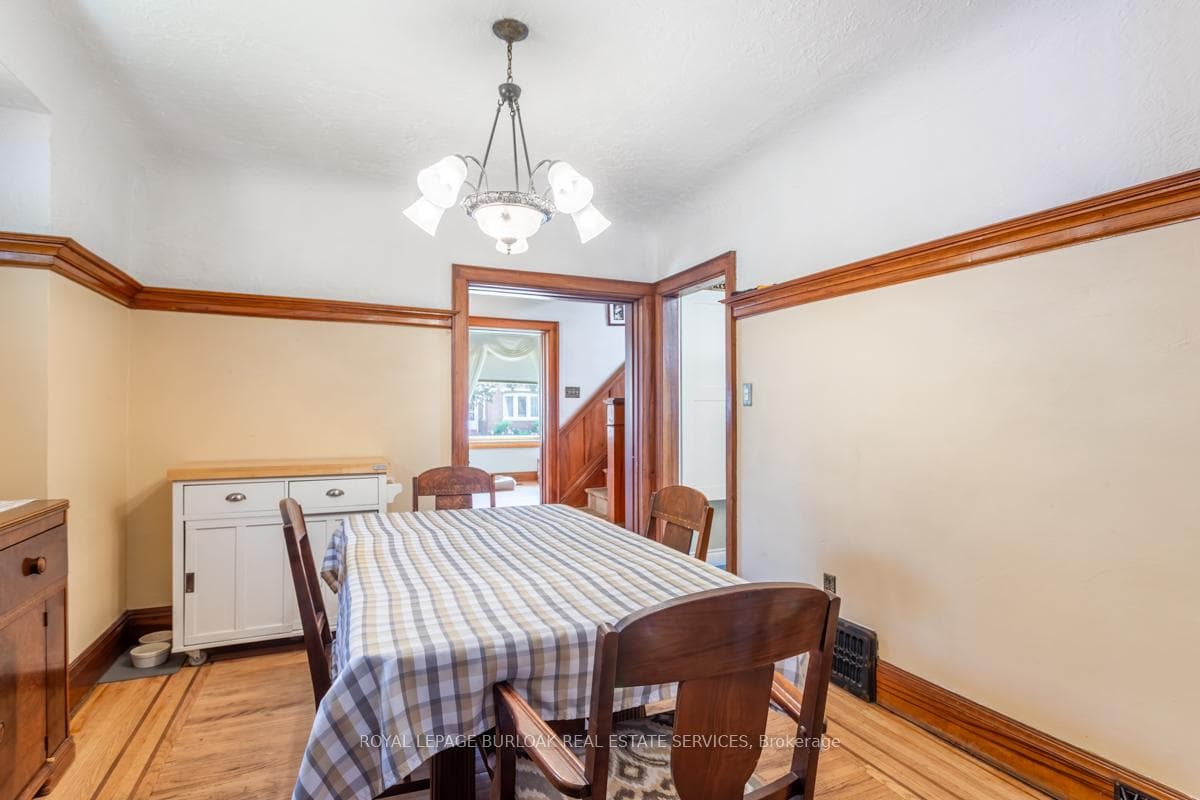 90 Tuxedo Avenue photo 10