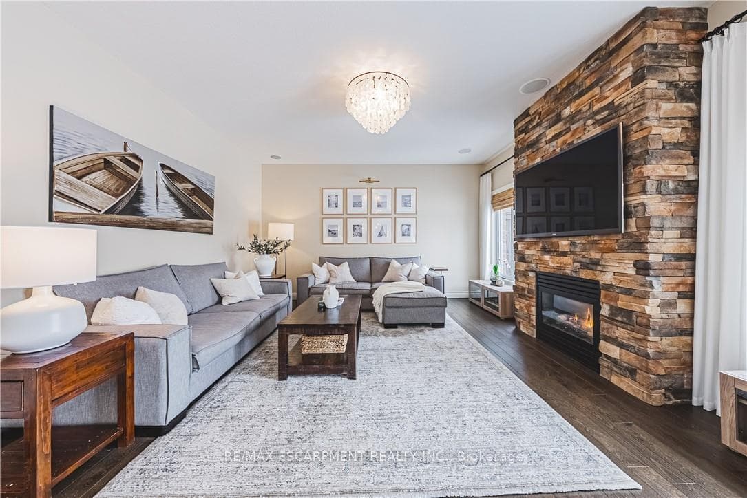 35 Greti Drive photo 8
