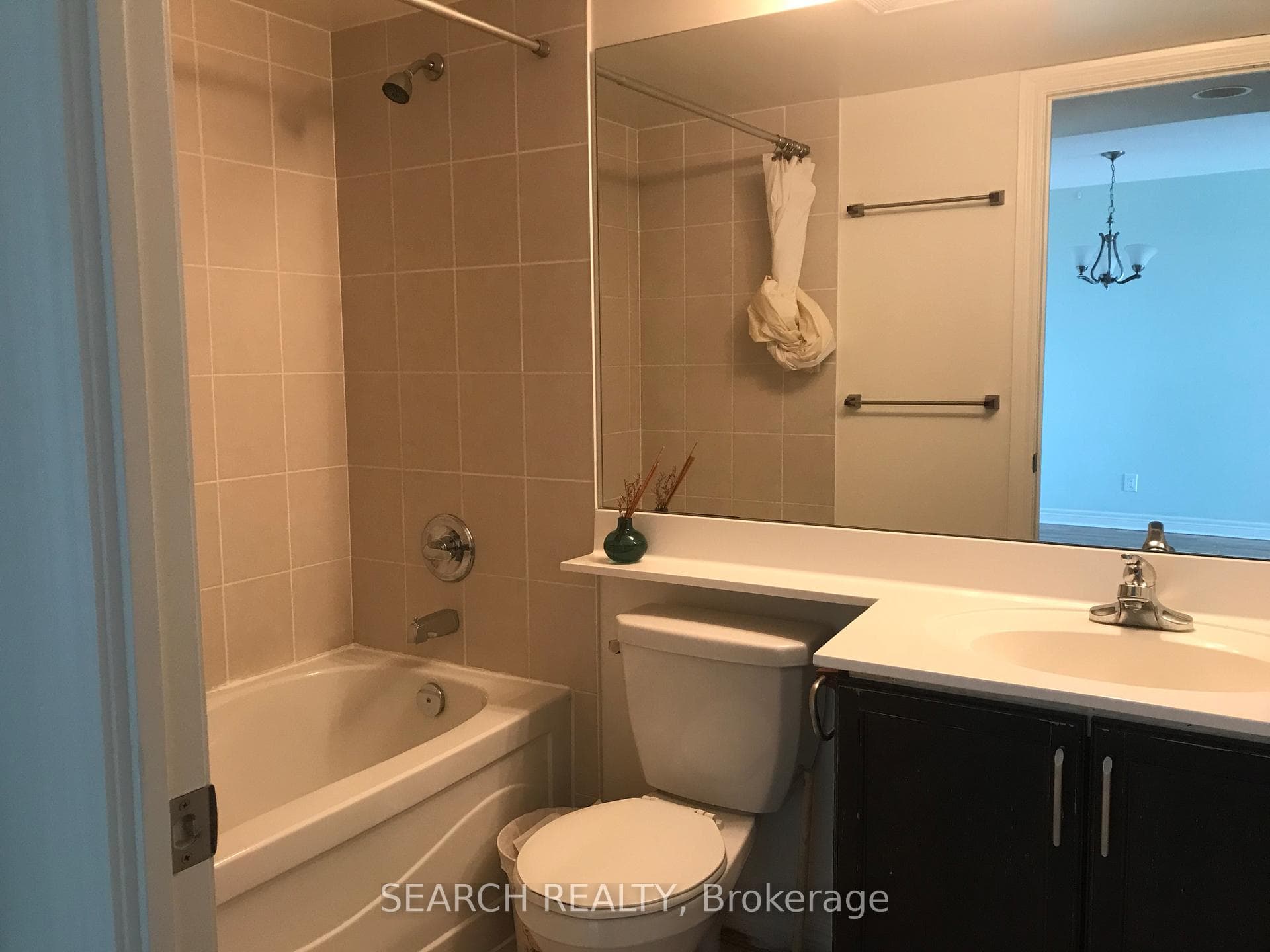 60 Town Centre Court Unit 2405 photo 9