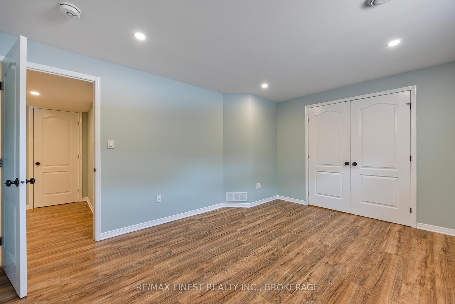 513 McCallum Street photo 34