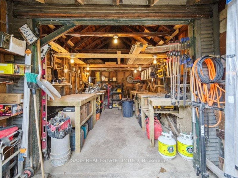 39 Gilmour Avenue photo 32
