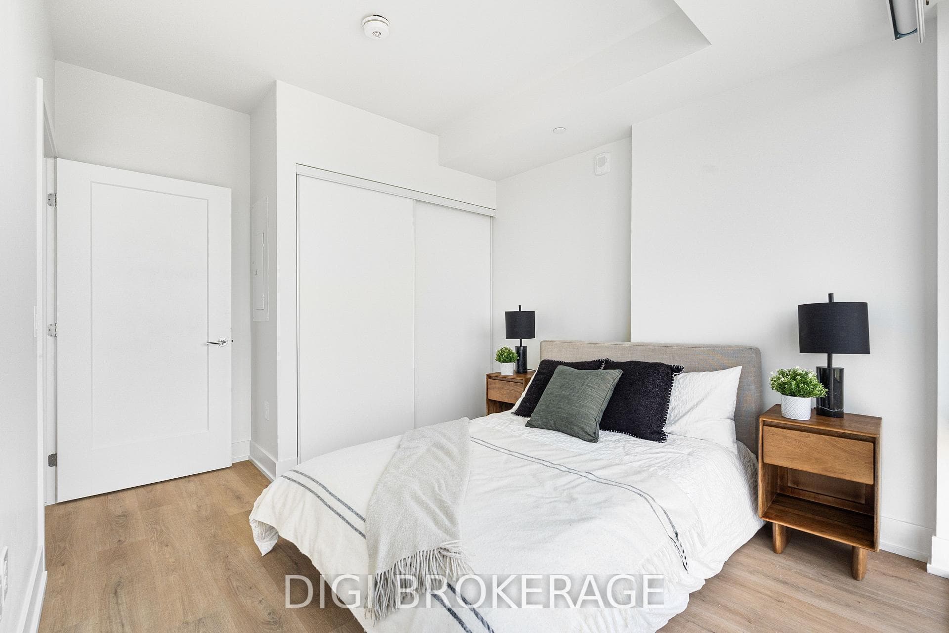 2070 SCOTT Street Unit 1305 photo 19