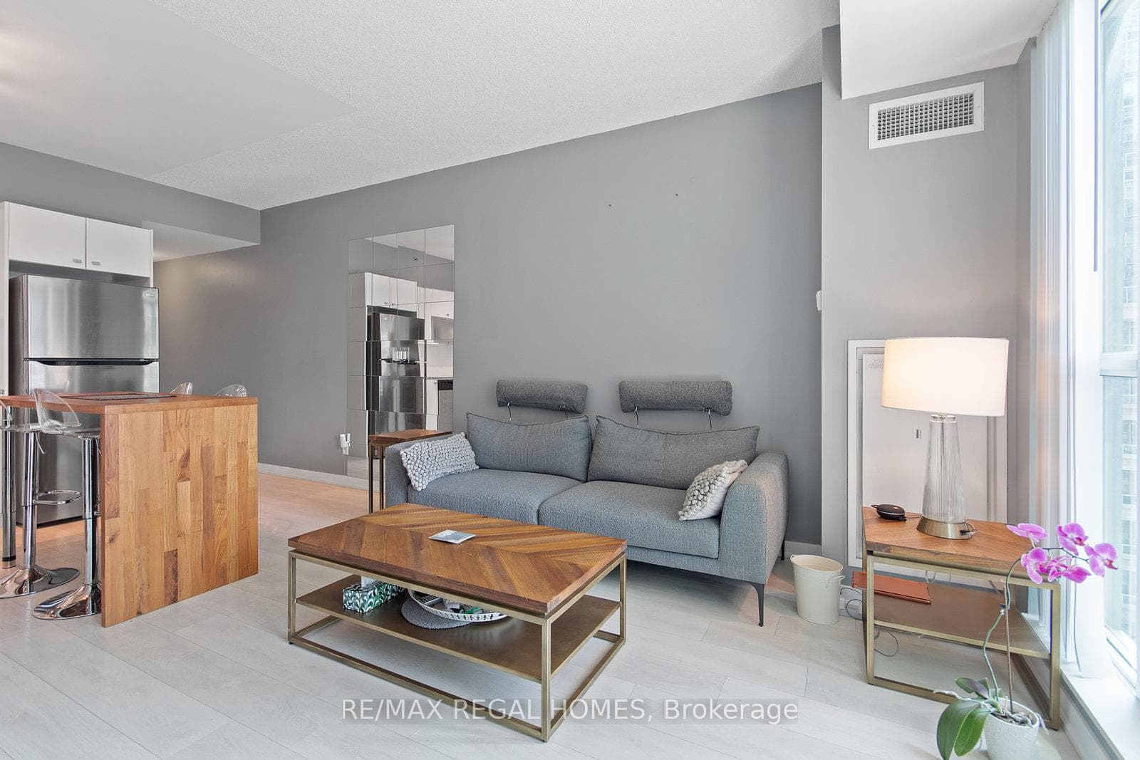 69 Lynn Williams Street Unit 806 photo 16