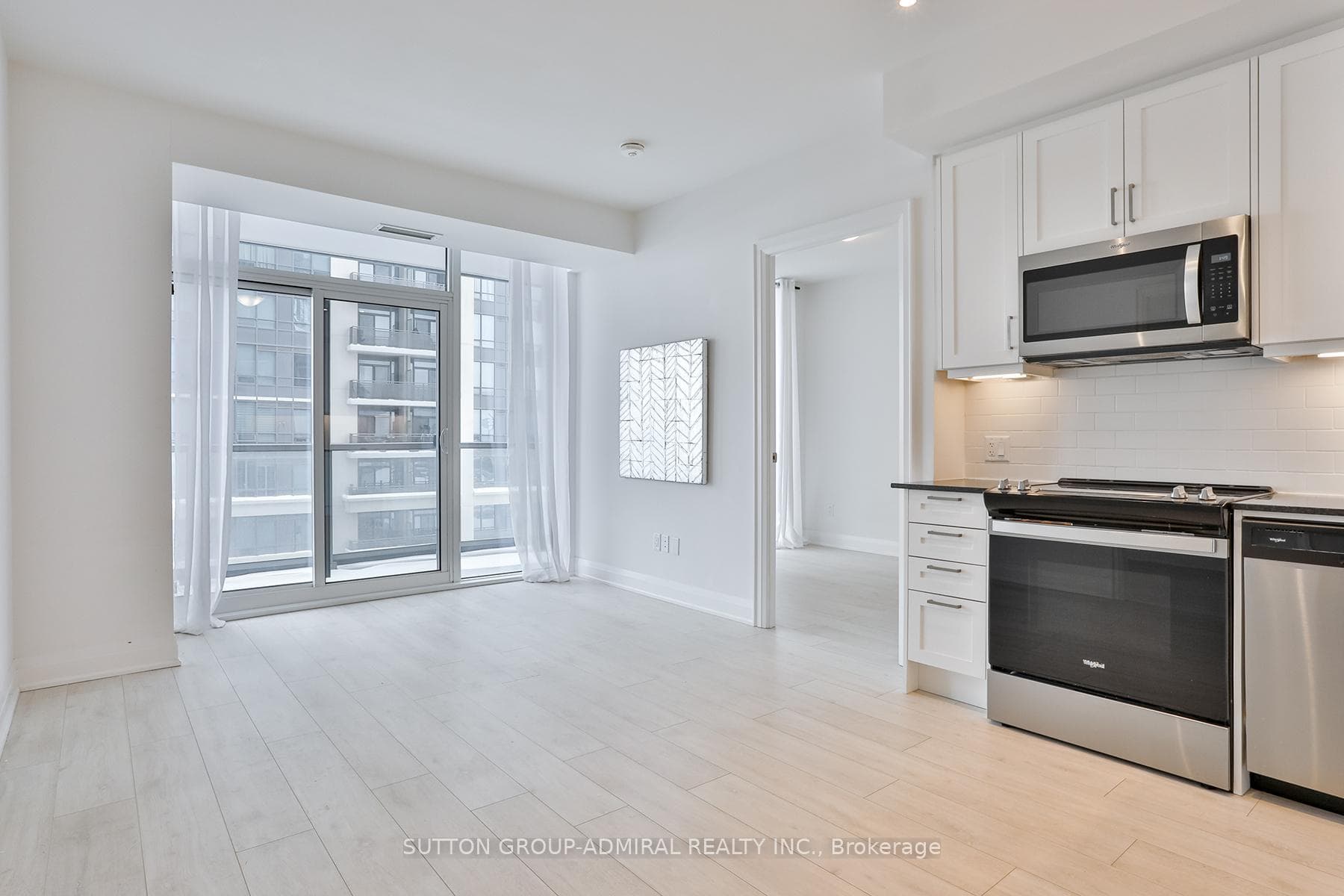 20 Gatineau Drive Unit 412E photo 7