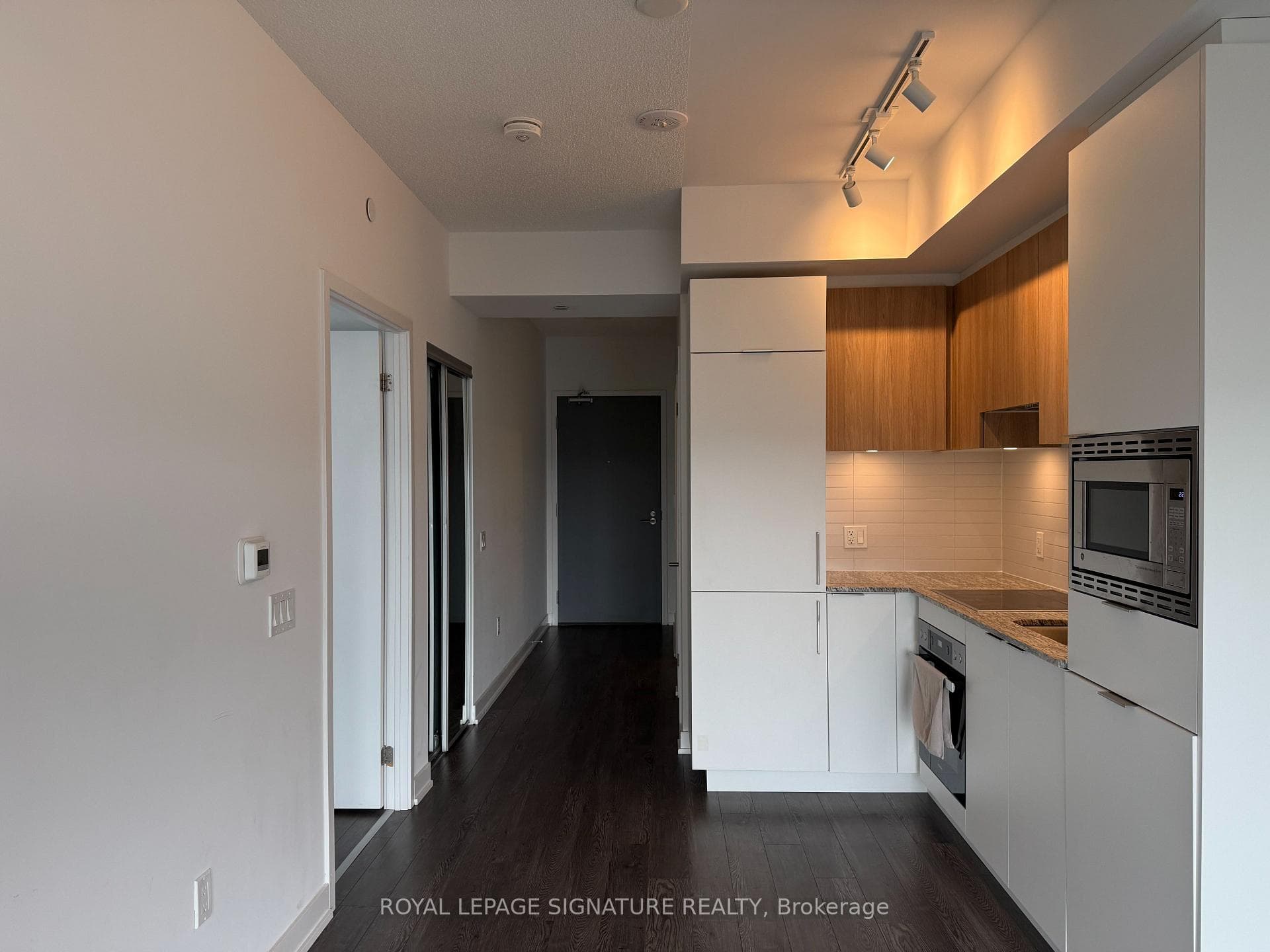 50 O'Neill Road Unit 2009 photo 11