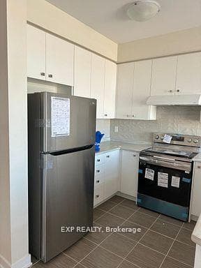 54 ROWLOCK Street photo 5