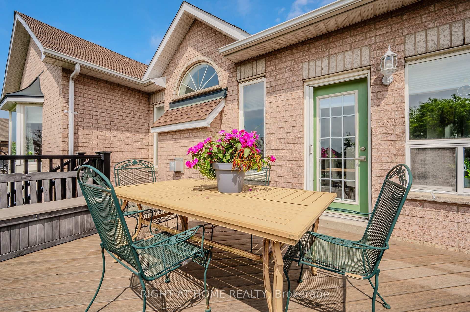 121 Davidson Boulevard photo 31