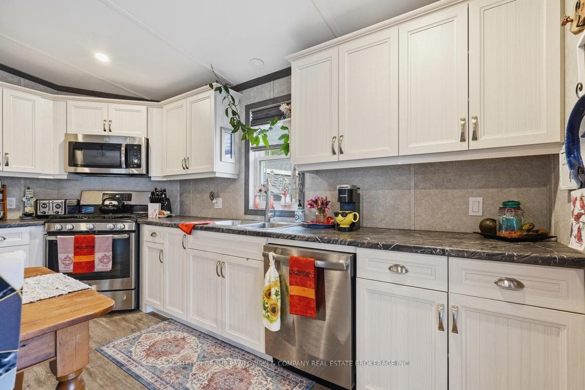 22790 Amiens Road Unit 116 photo 13
