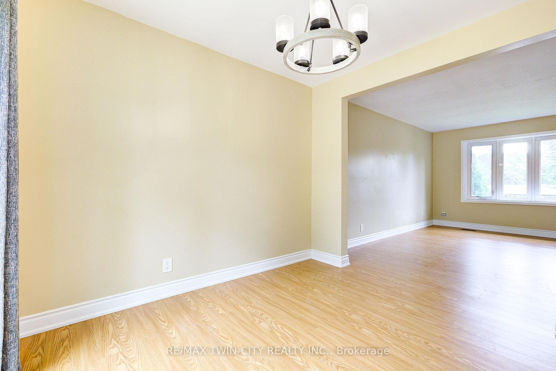 613 Glen Forrest Boulevard photo 6