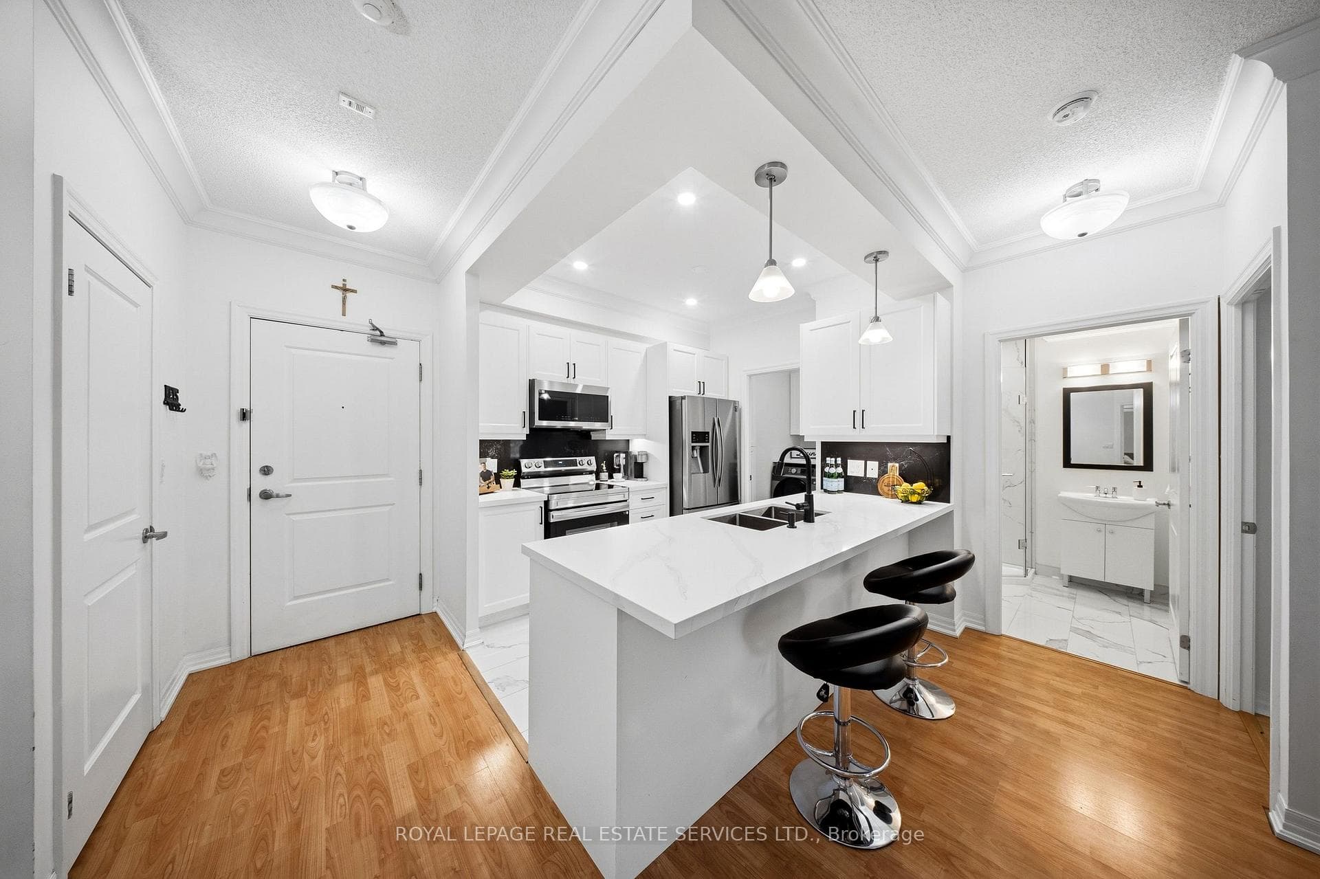 245 Dalesford Road Unit 114 photo 8